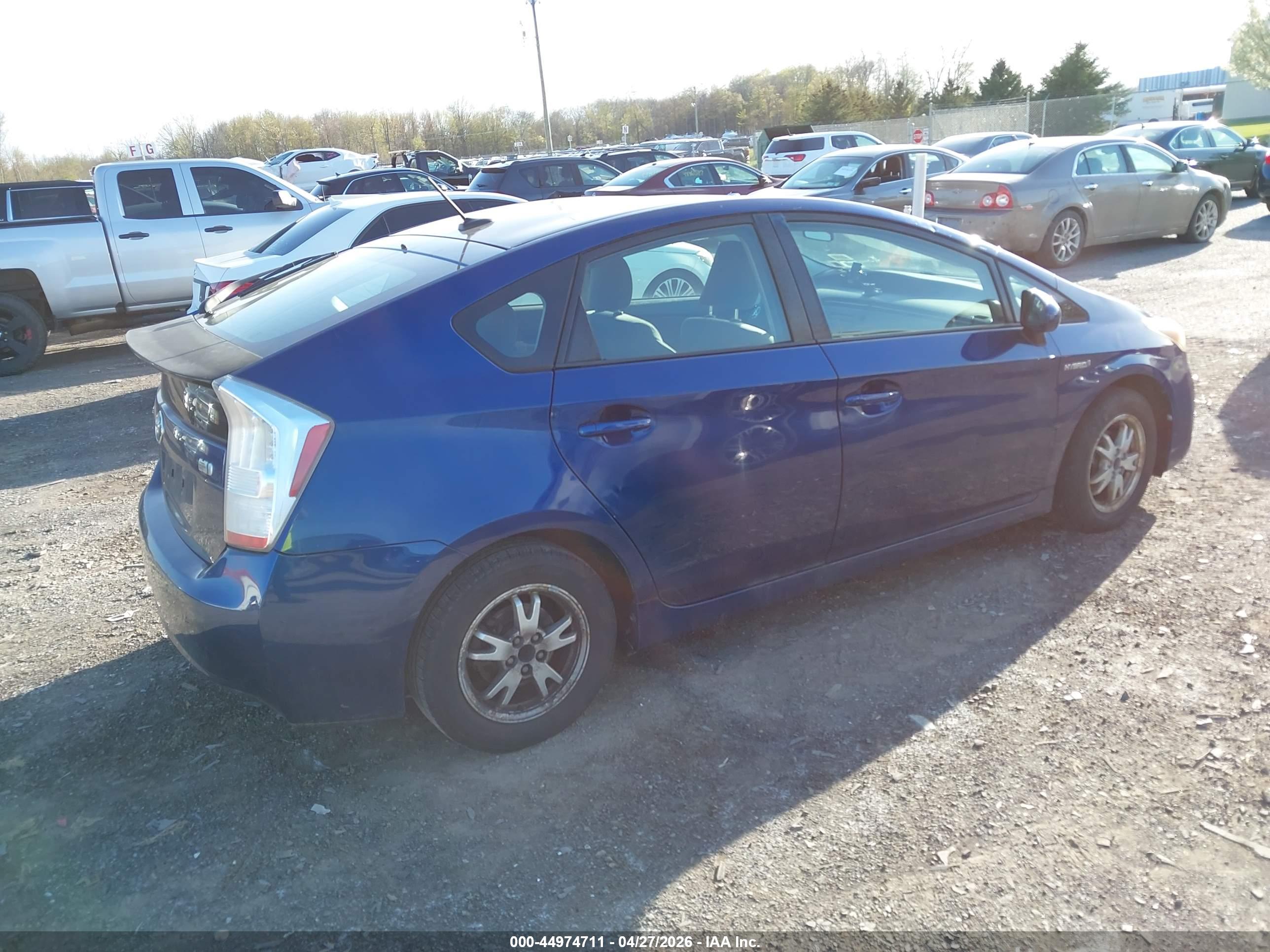TOYOTA PRIUS image 4