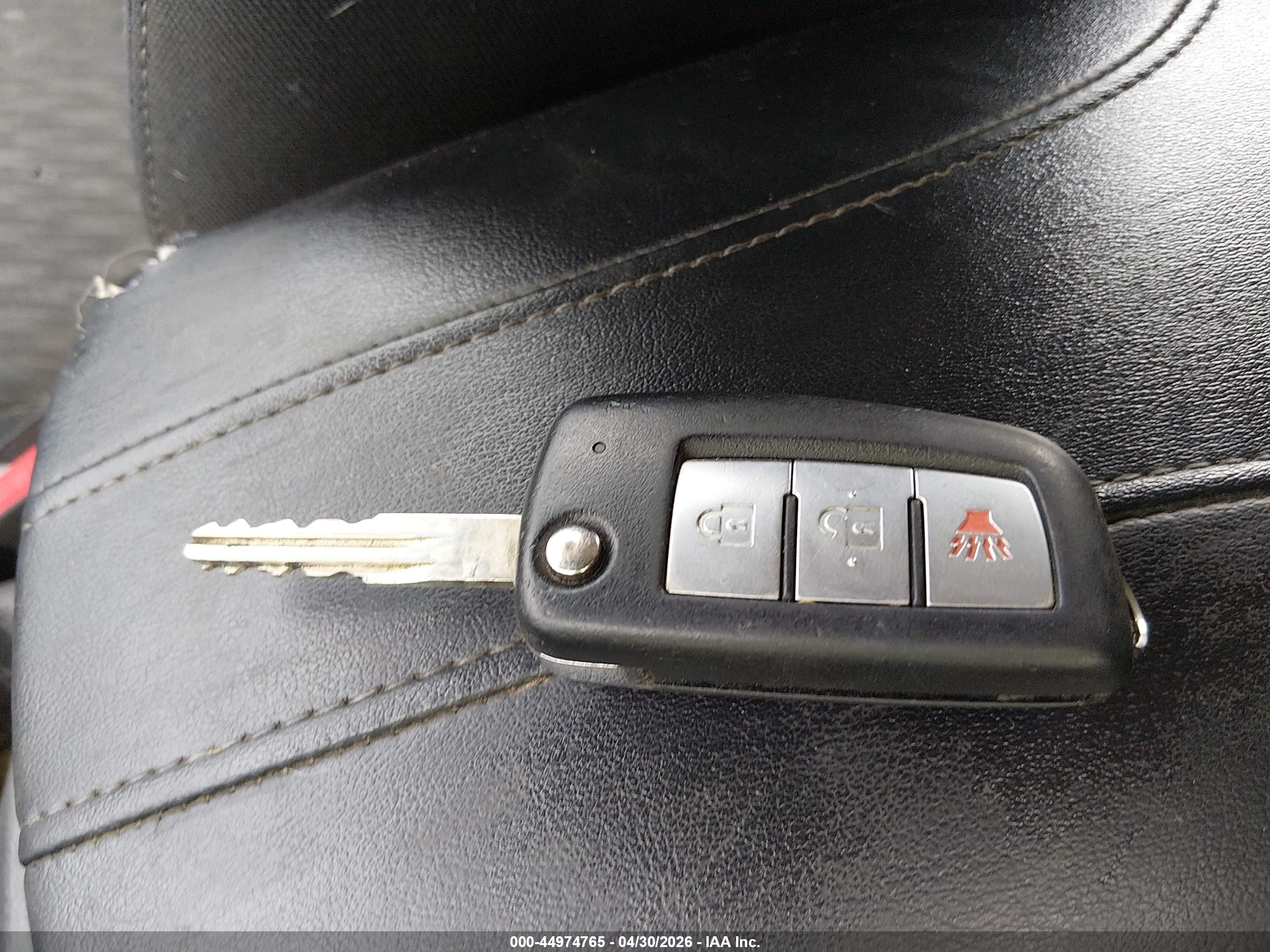 NISSAN ROGUE image 11