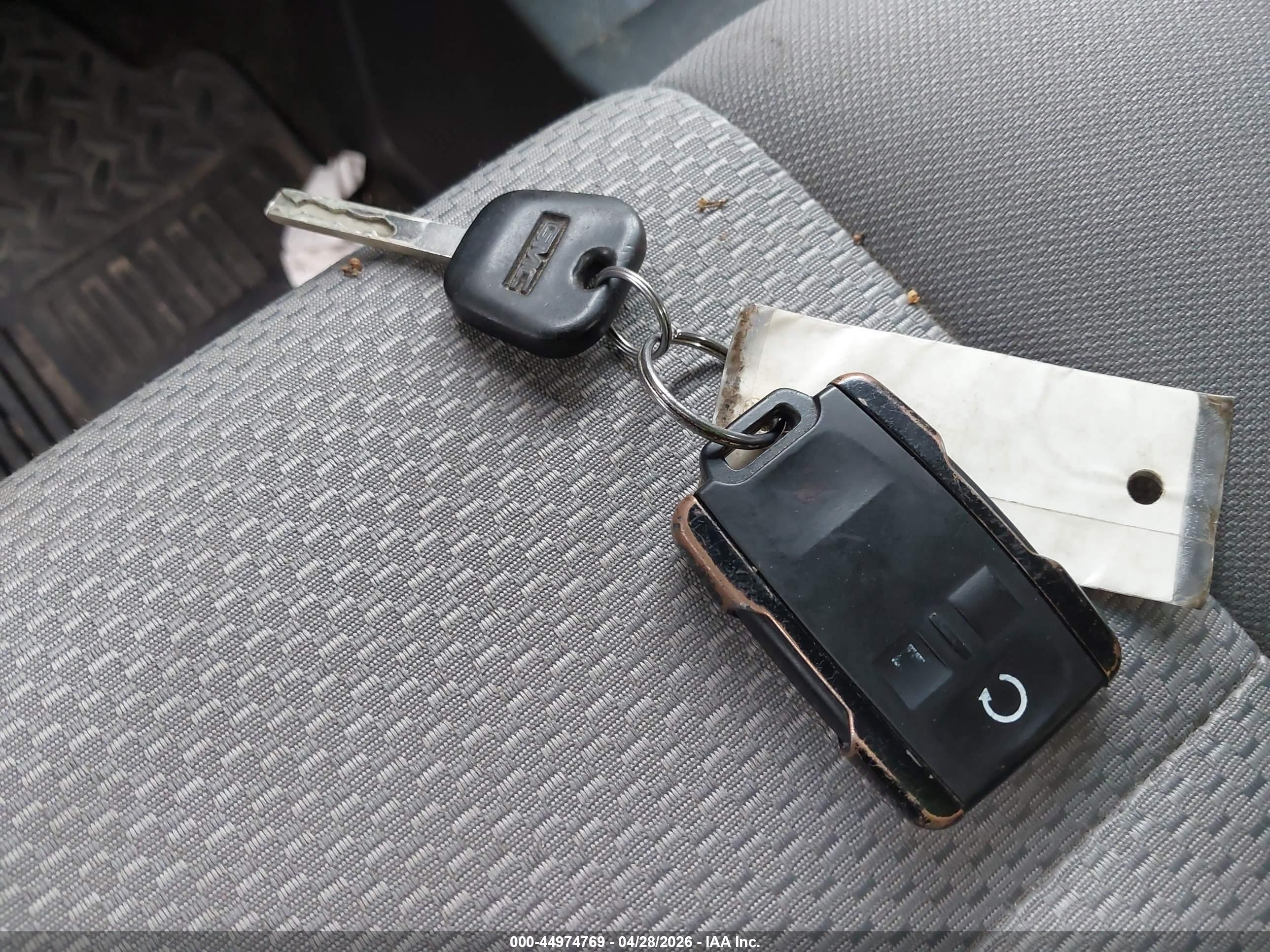GMC SIERRA image 11