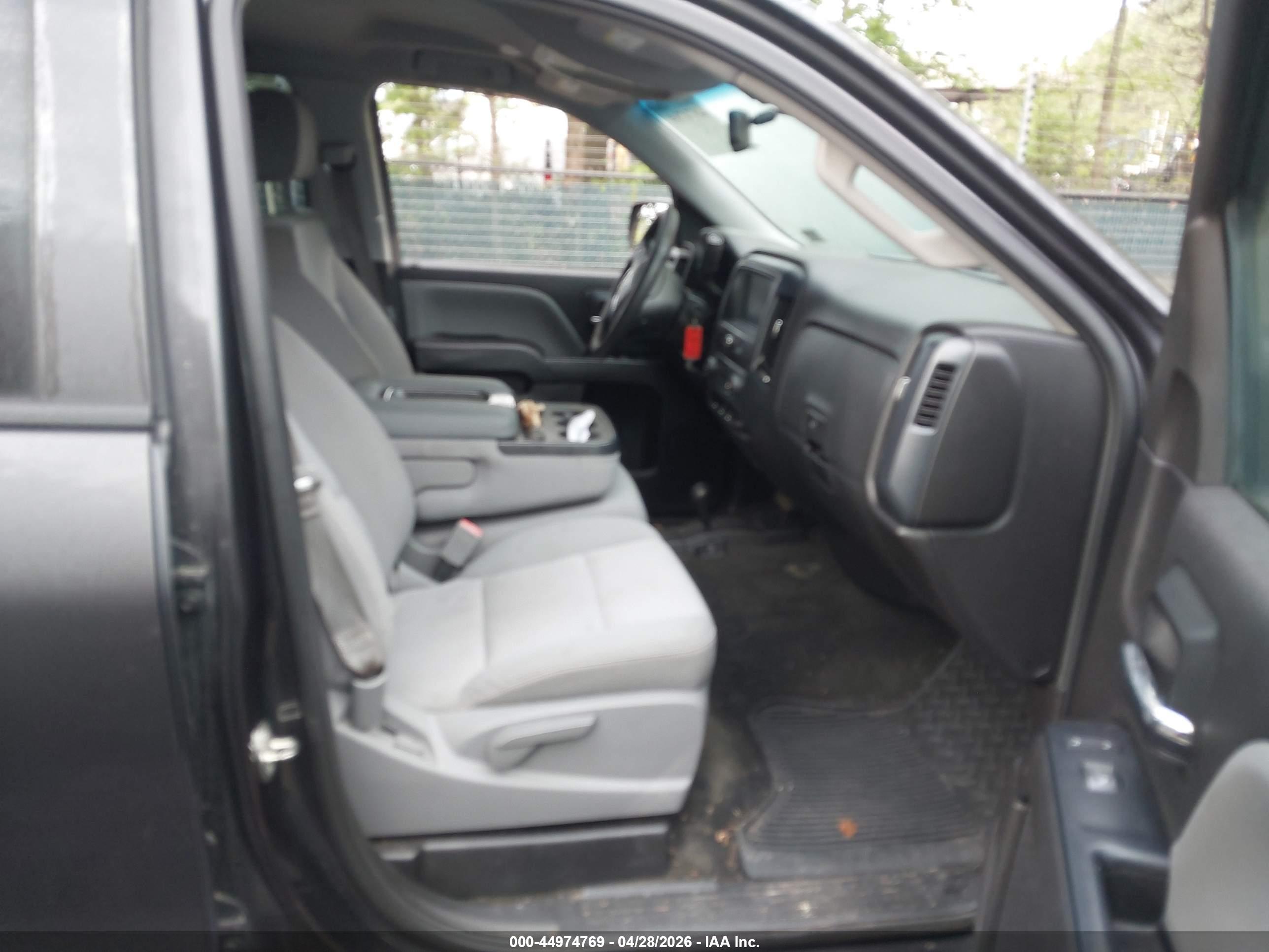 GMC SIERRA image 5