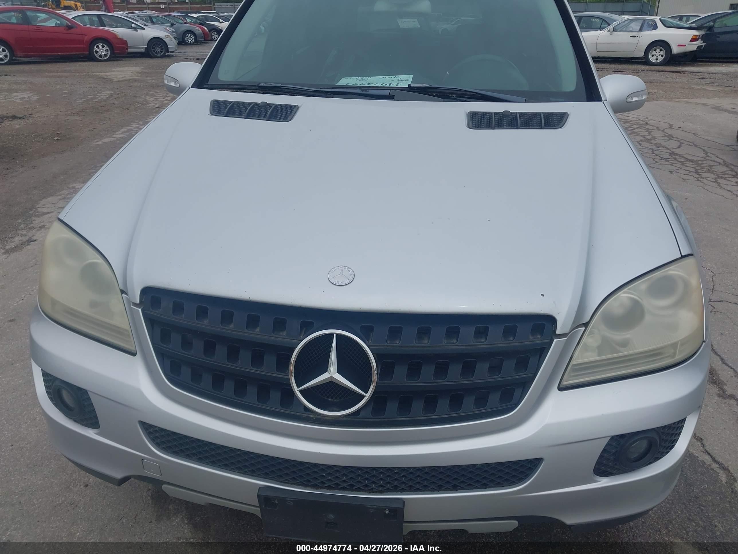 MERCEDES-BENZ ML image 6