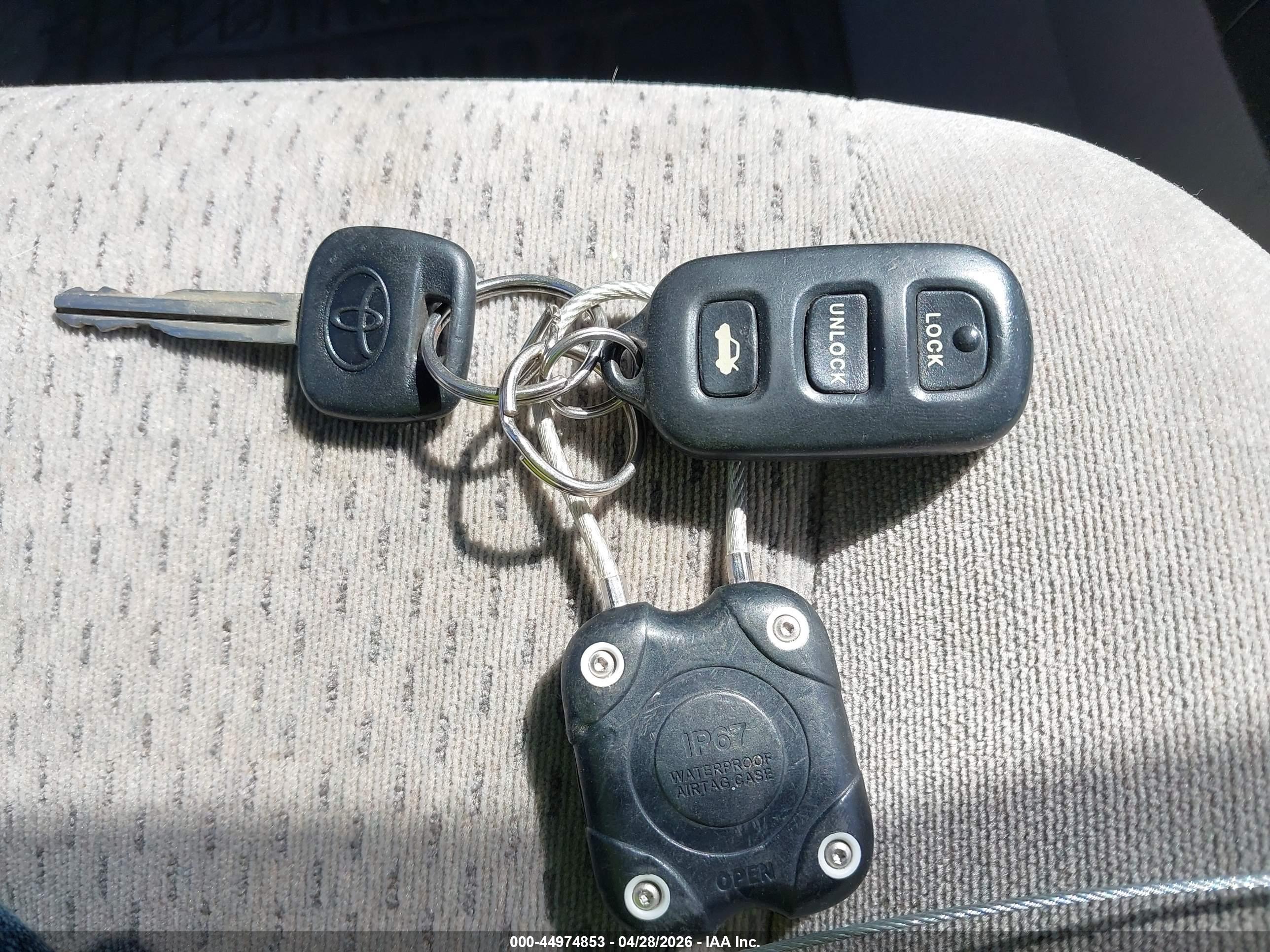 TOYOTA CAMRY image 11