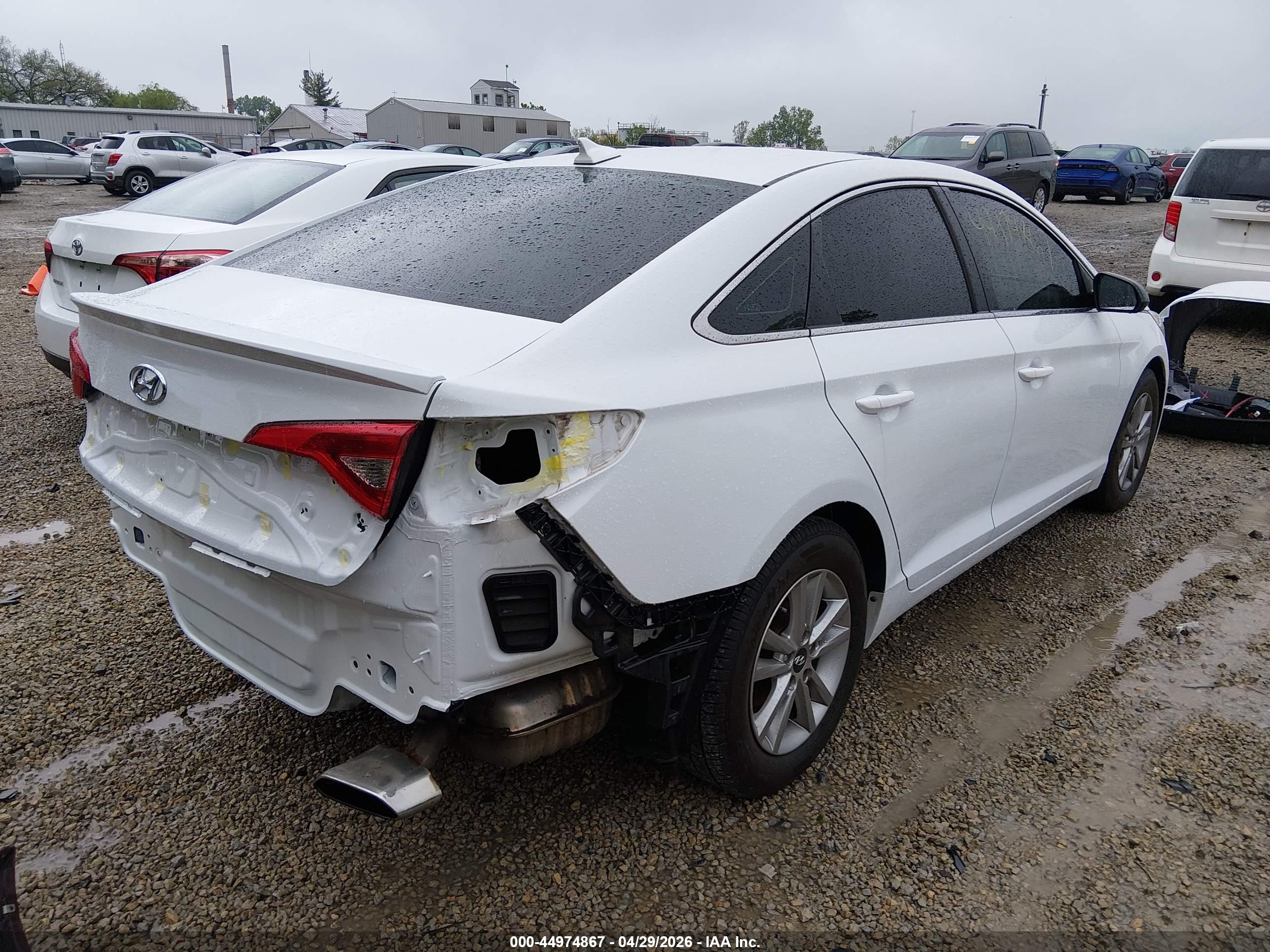 HYUNDAI SONATA image 4