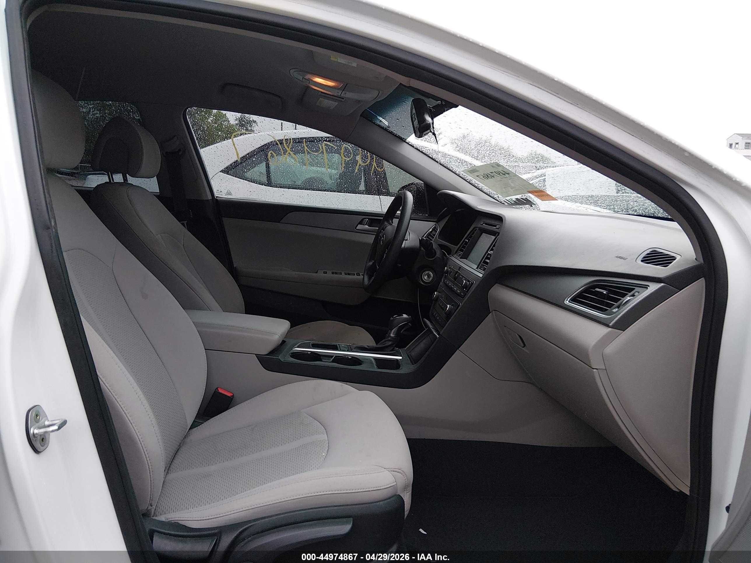 HYUNDAI SONATA image 5