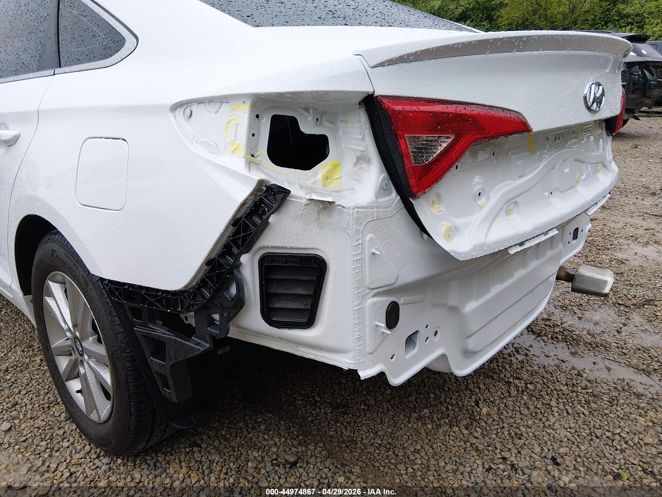 HYUNDAI SONATA image 6