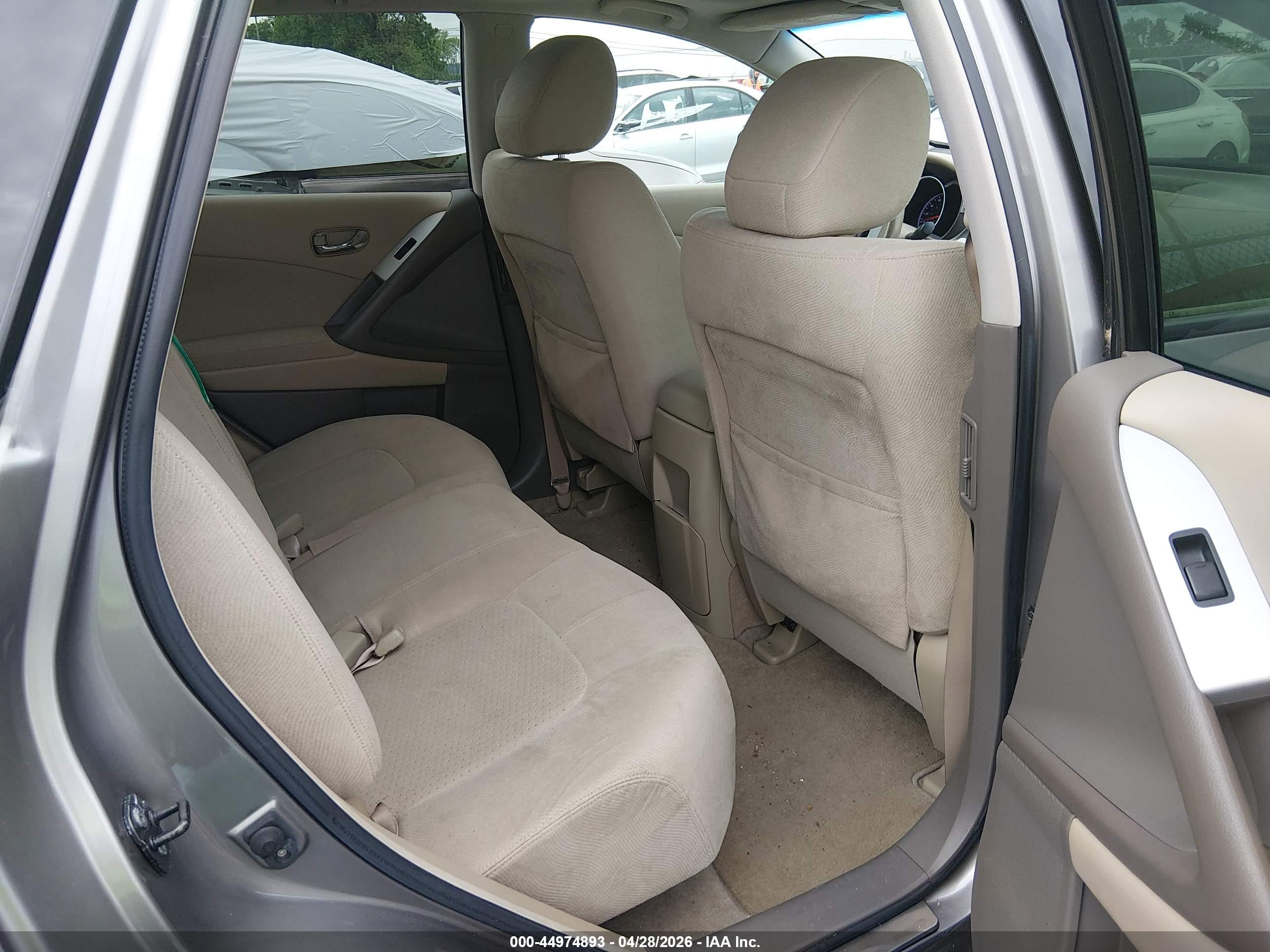 NISSAN MURANO image 8
