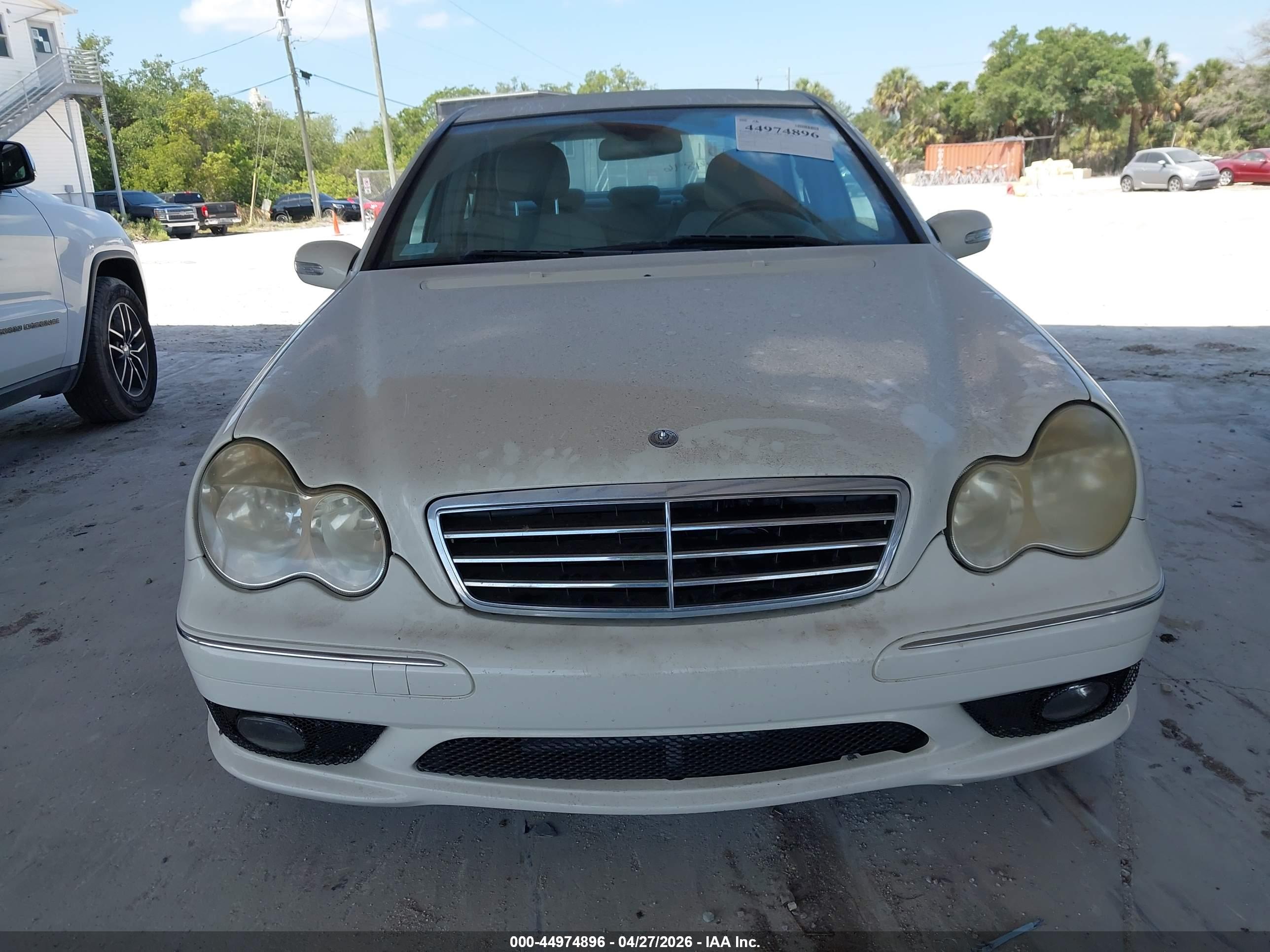 MERCEDES-BENZ C image 6