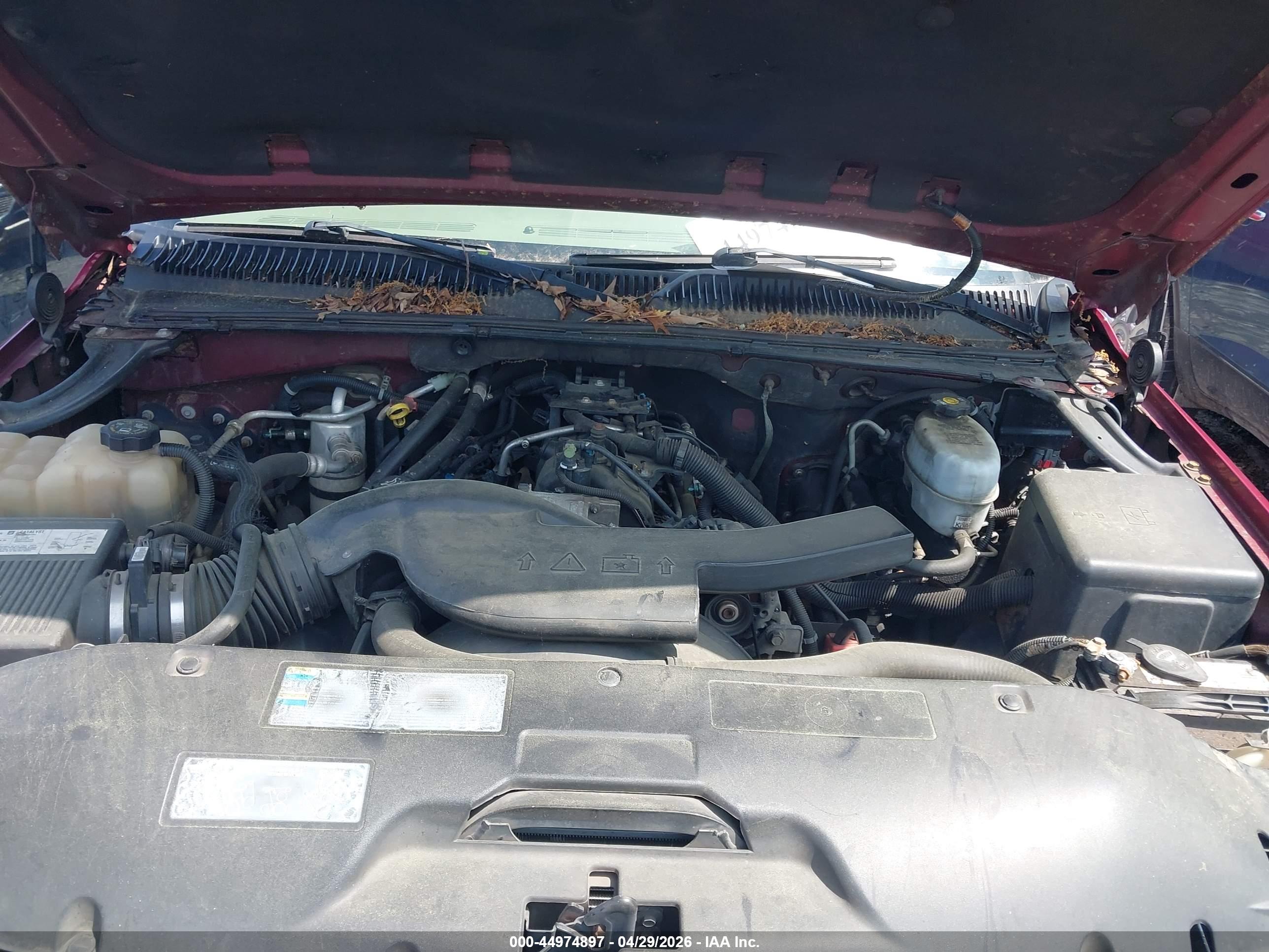 CHEVROLET TAHOE image 10