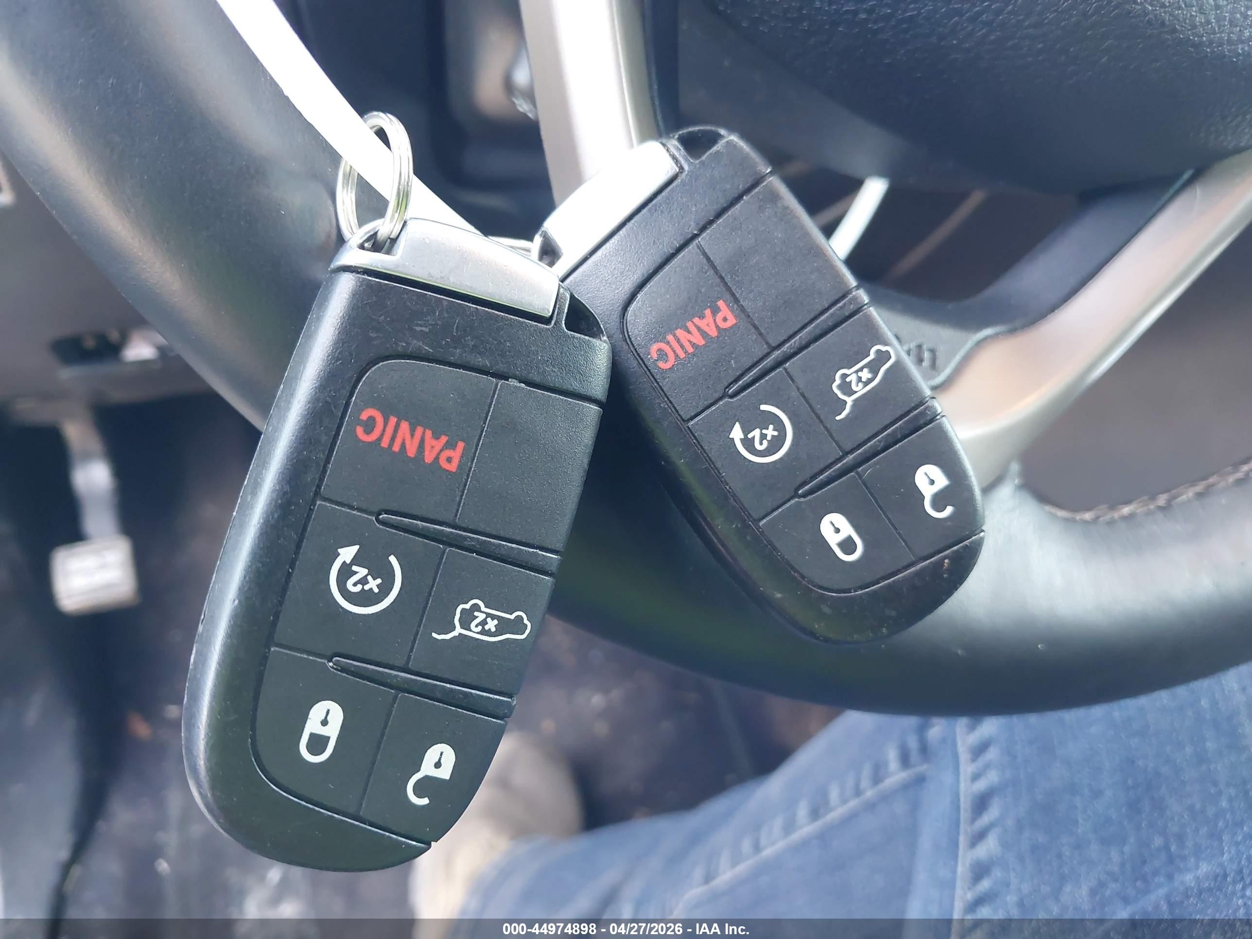 JEEP GRAND image 11