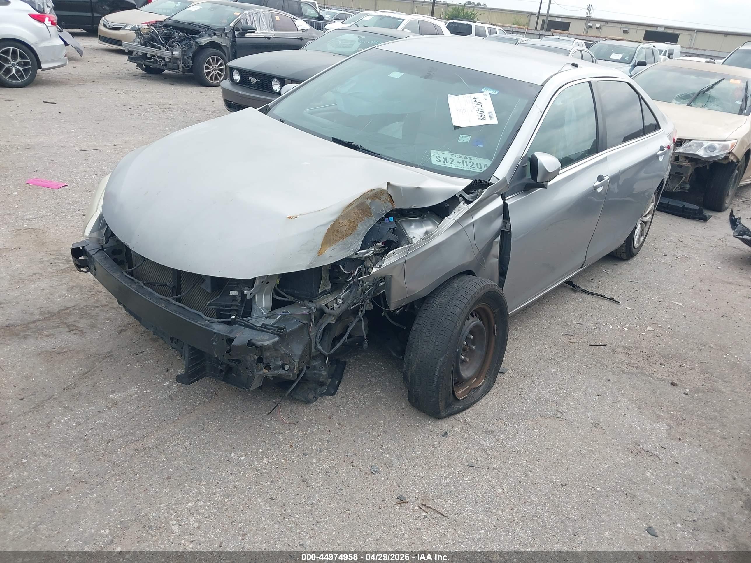 TOYOTA CAMRY image 2