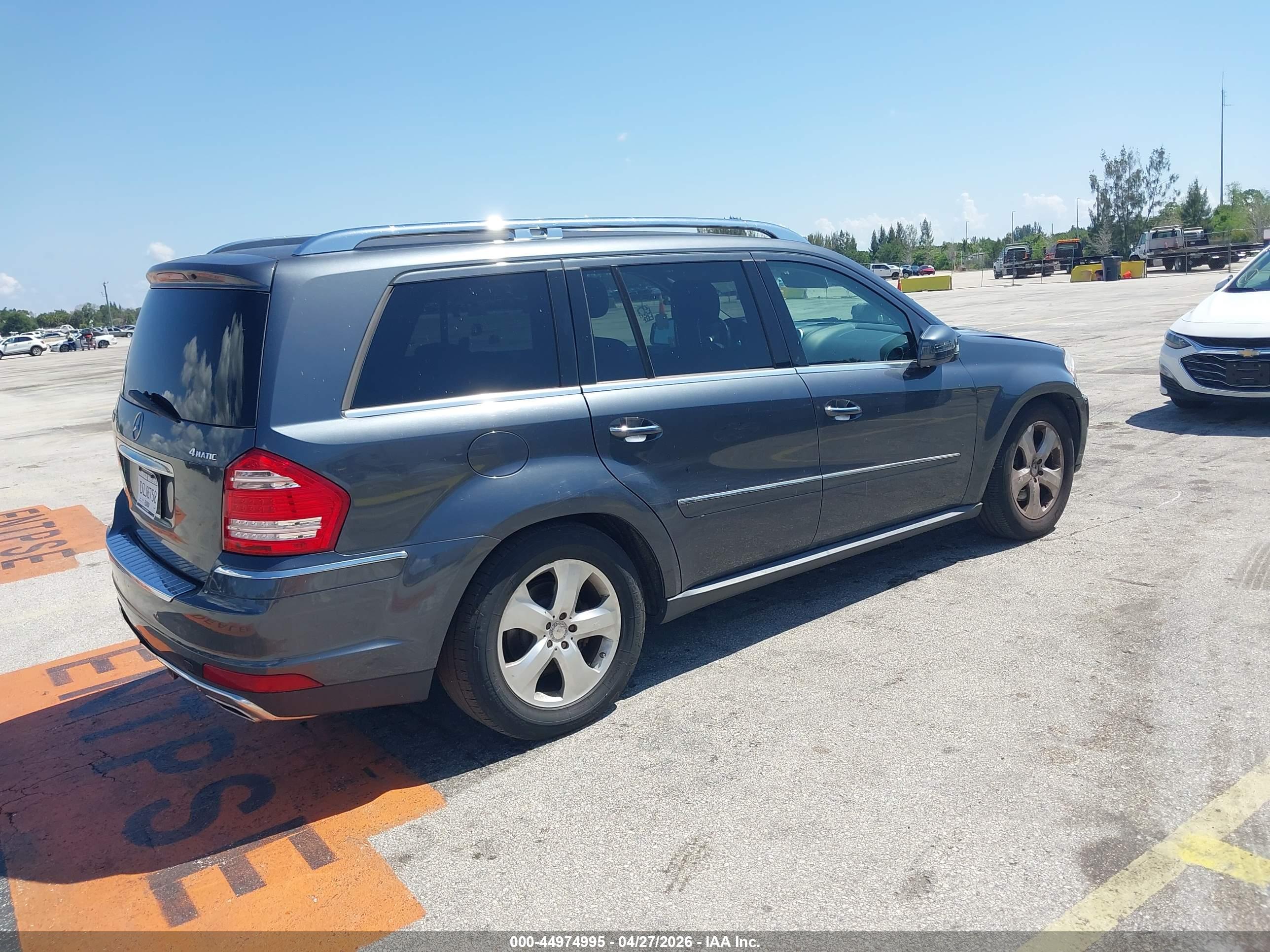 MERCEDES-BENZ GL image 4