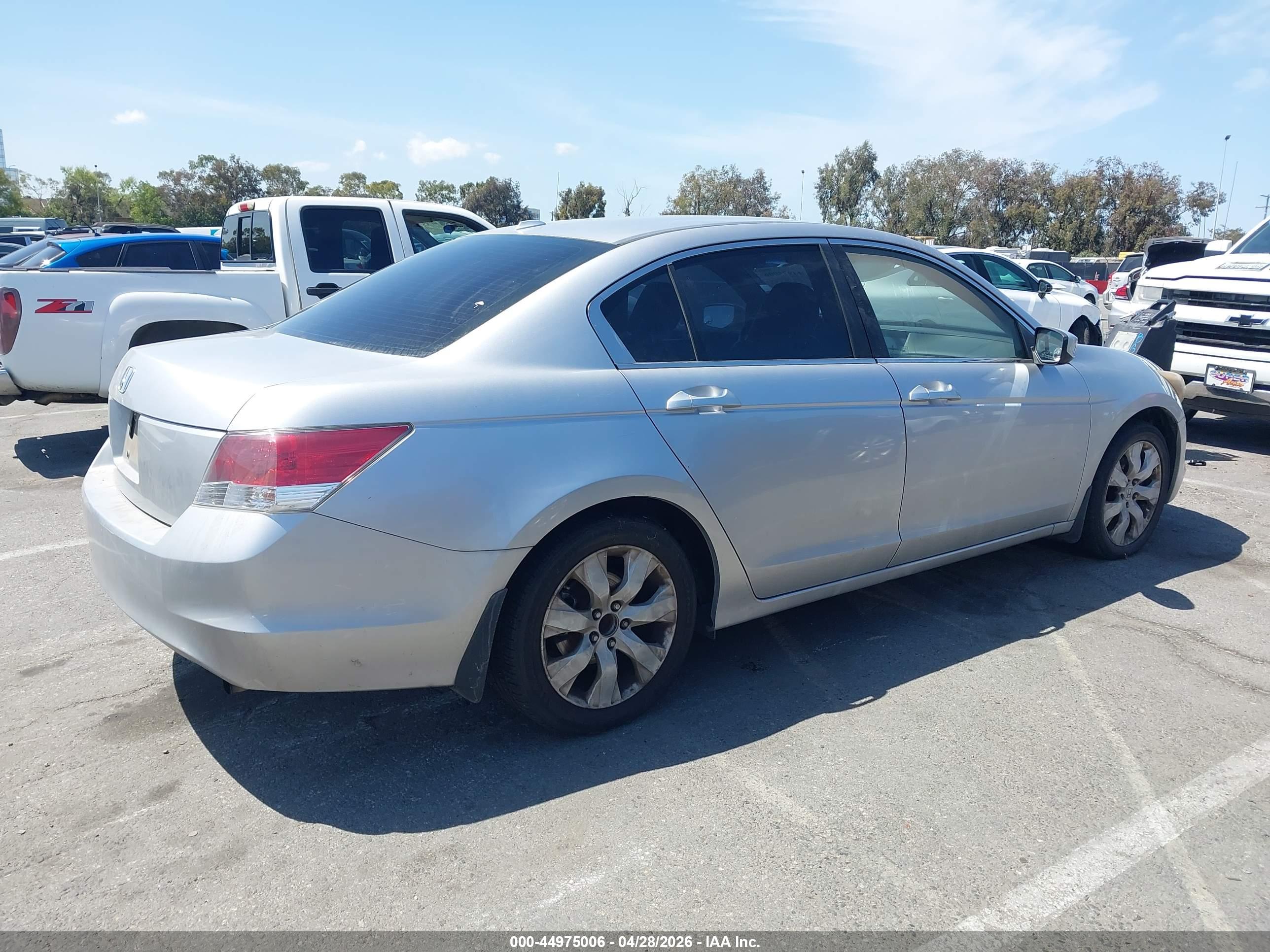 HONDA ACCORD image 6