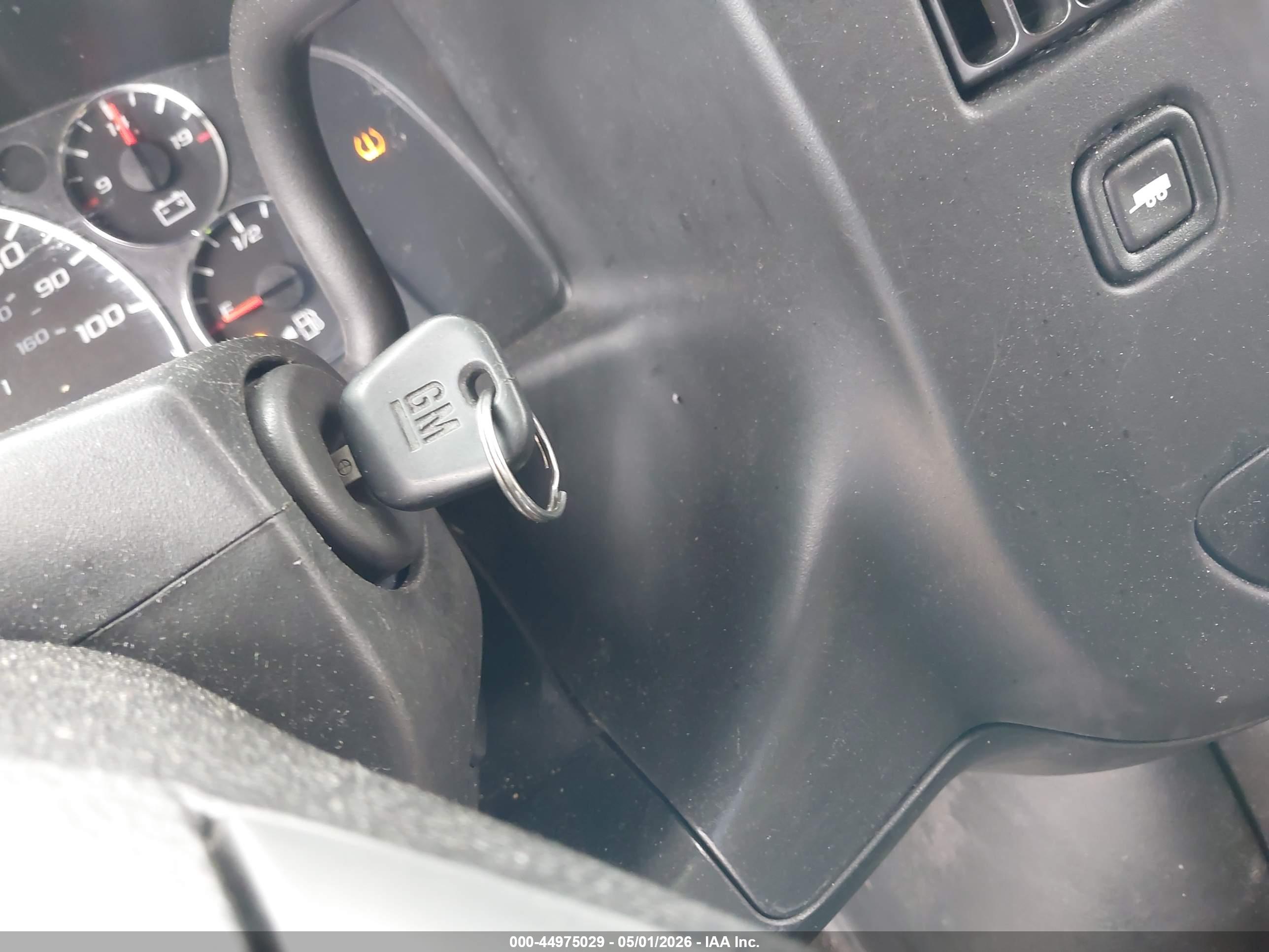 CHEVROLET EXPRESS image 11