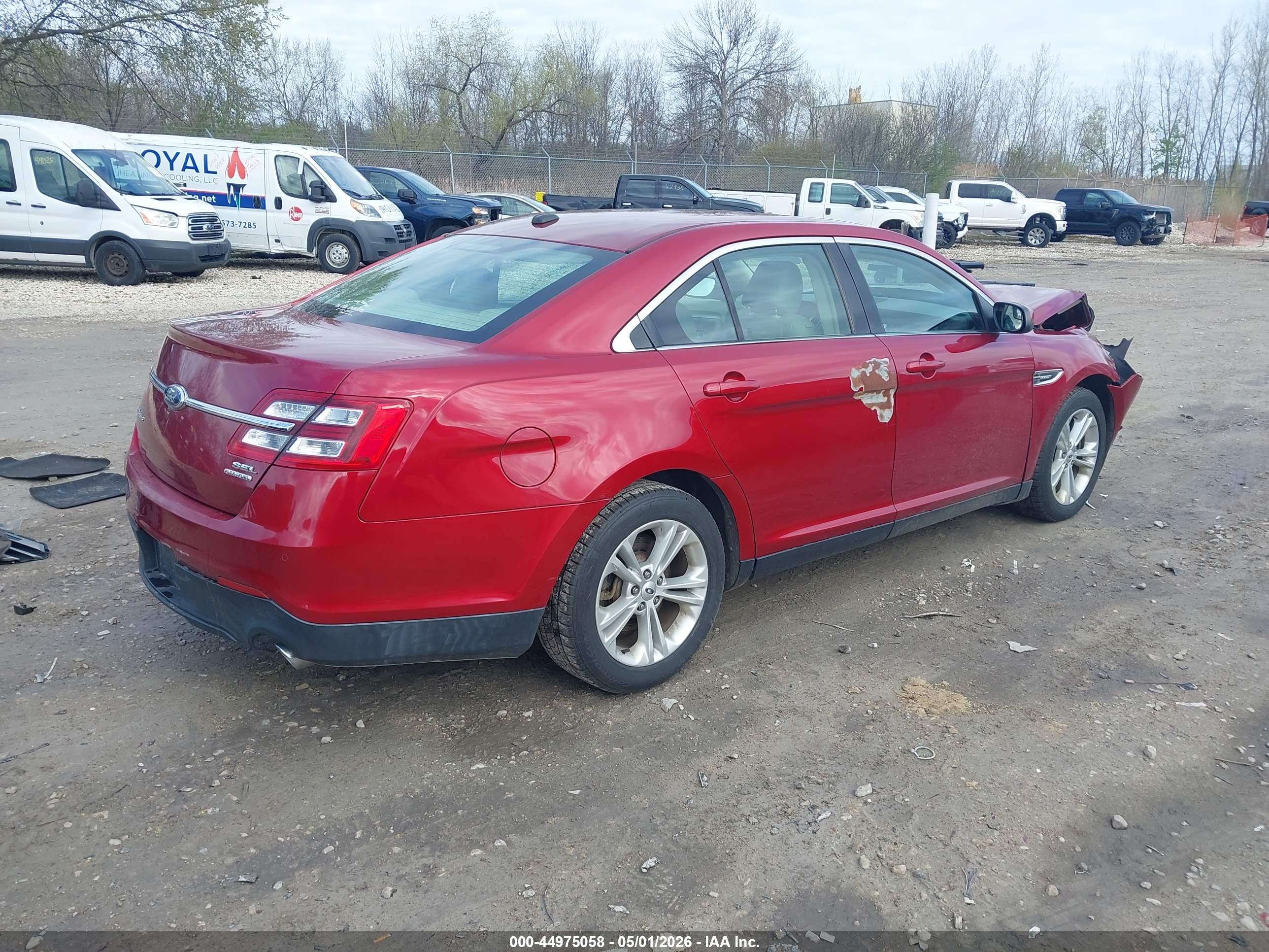 FORD TAURUS image 4