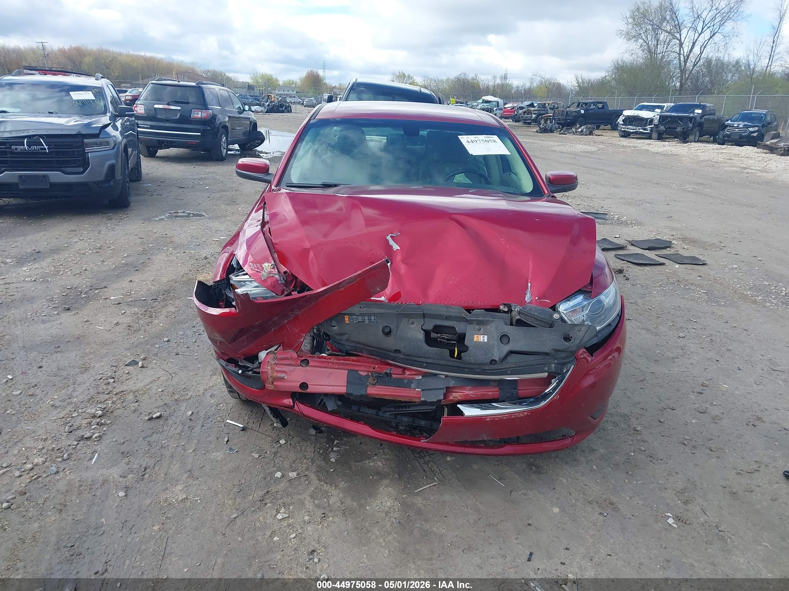 FORD TAURUS image 6