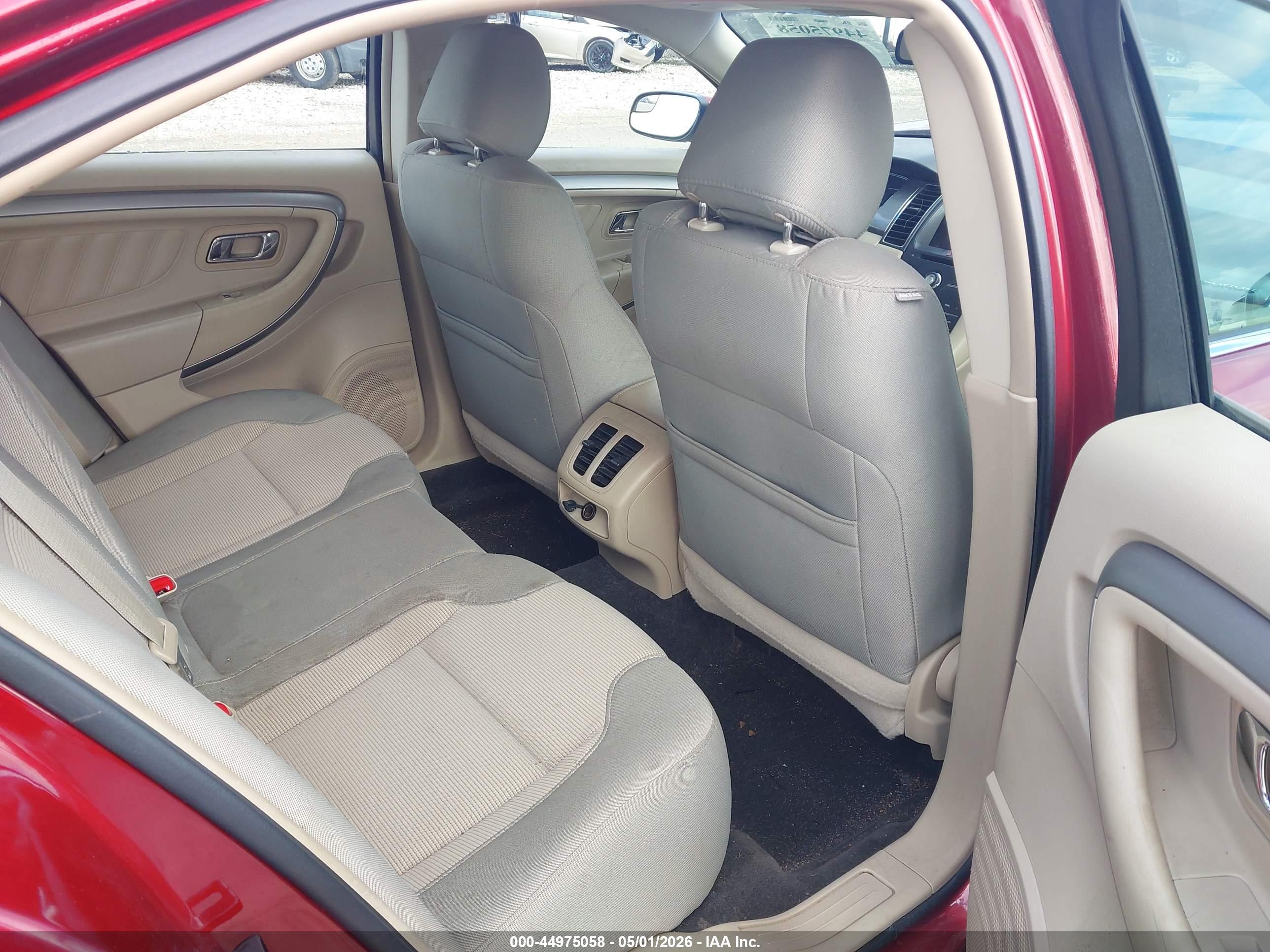 FORD TAURUS image 8