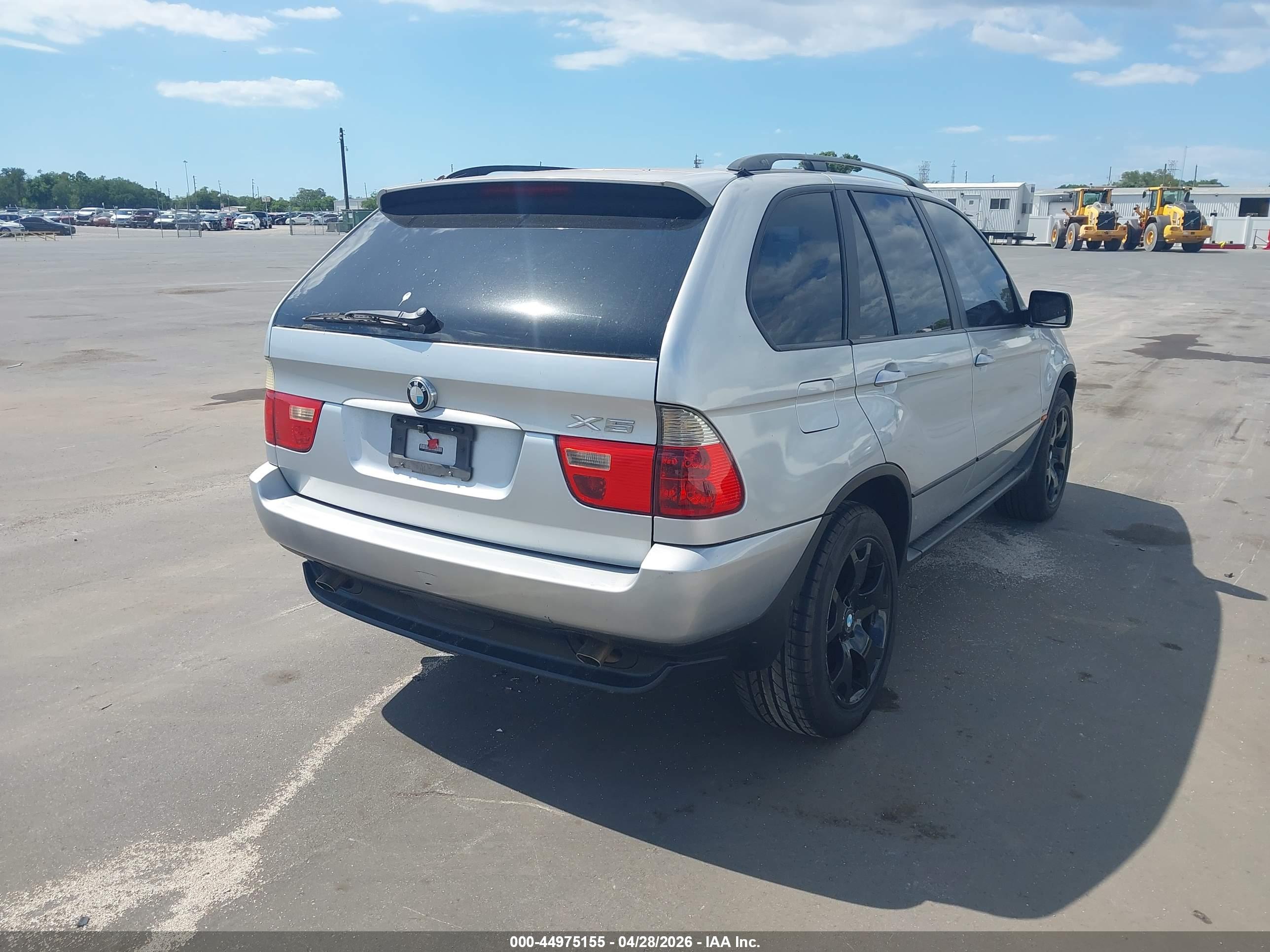BMW X5 image 4