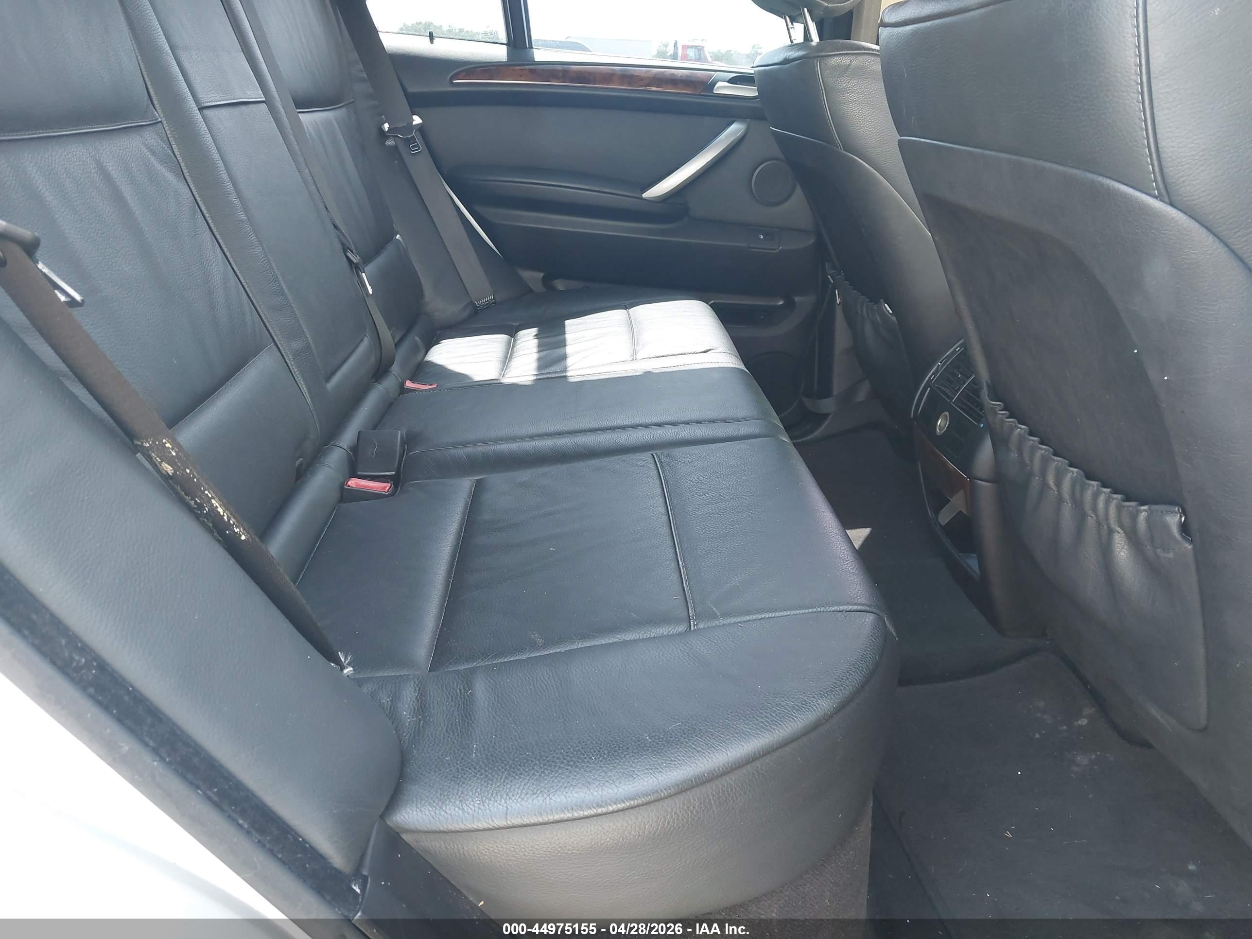 BMW X5 image 8