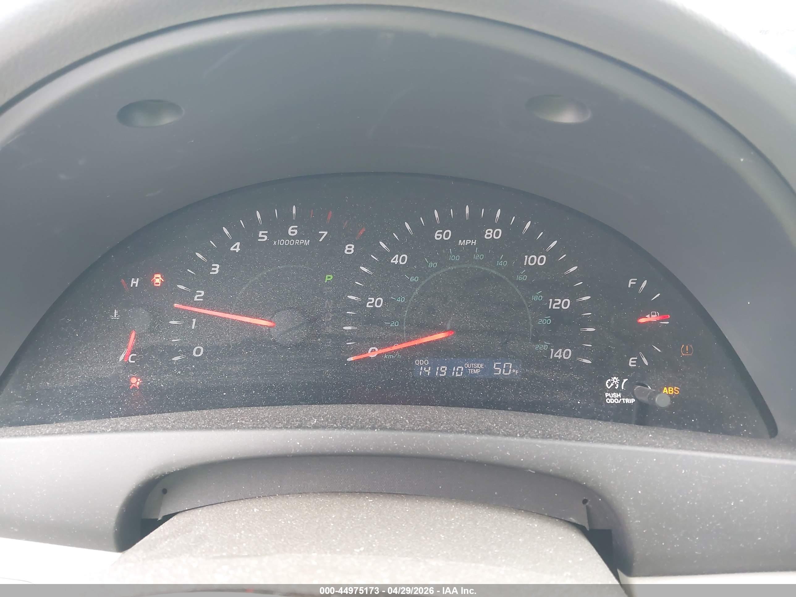 TOYOTA CAMRY image 7