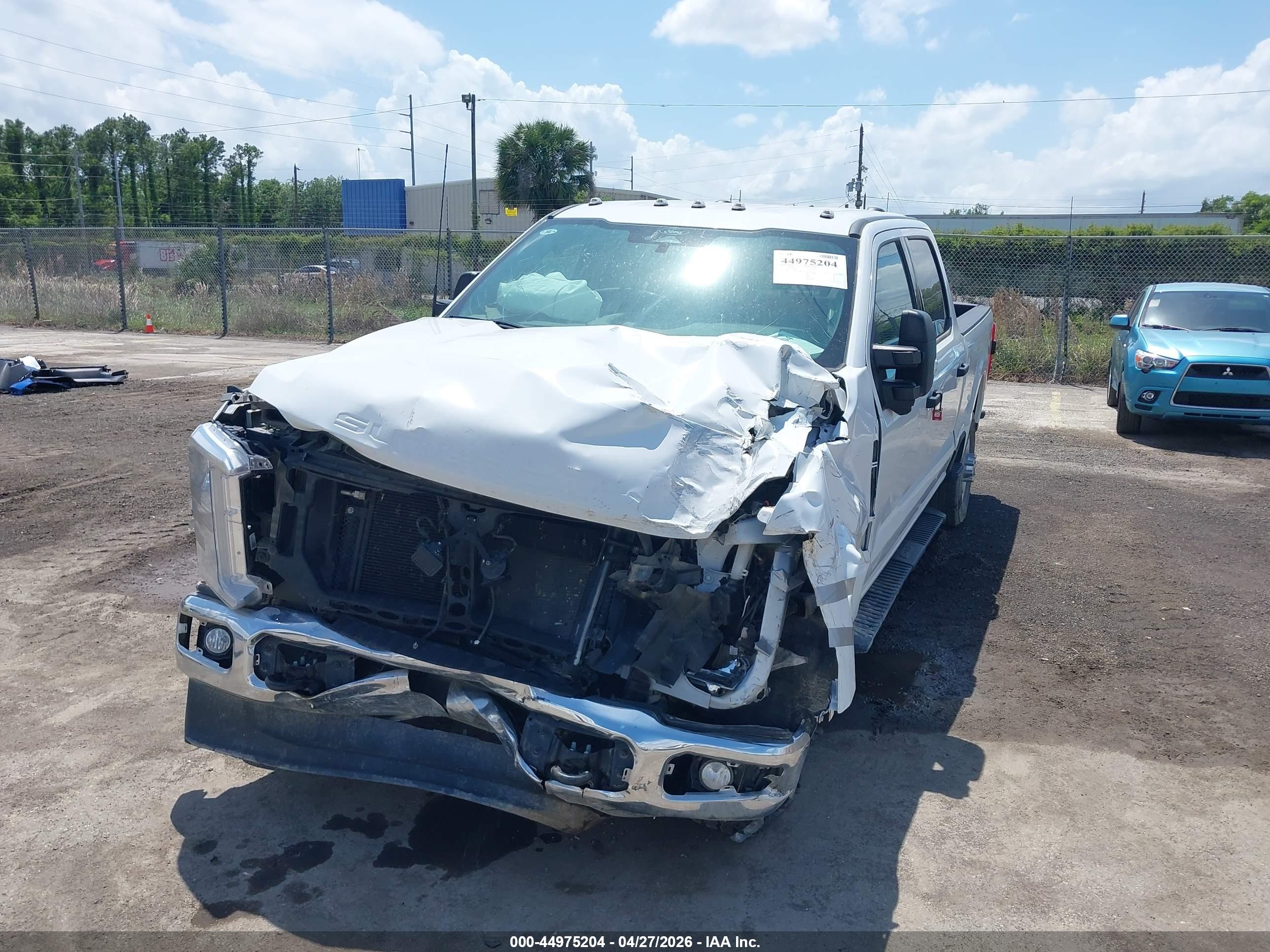 FORD F-250 image 6