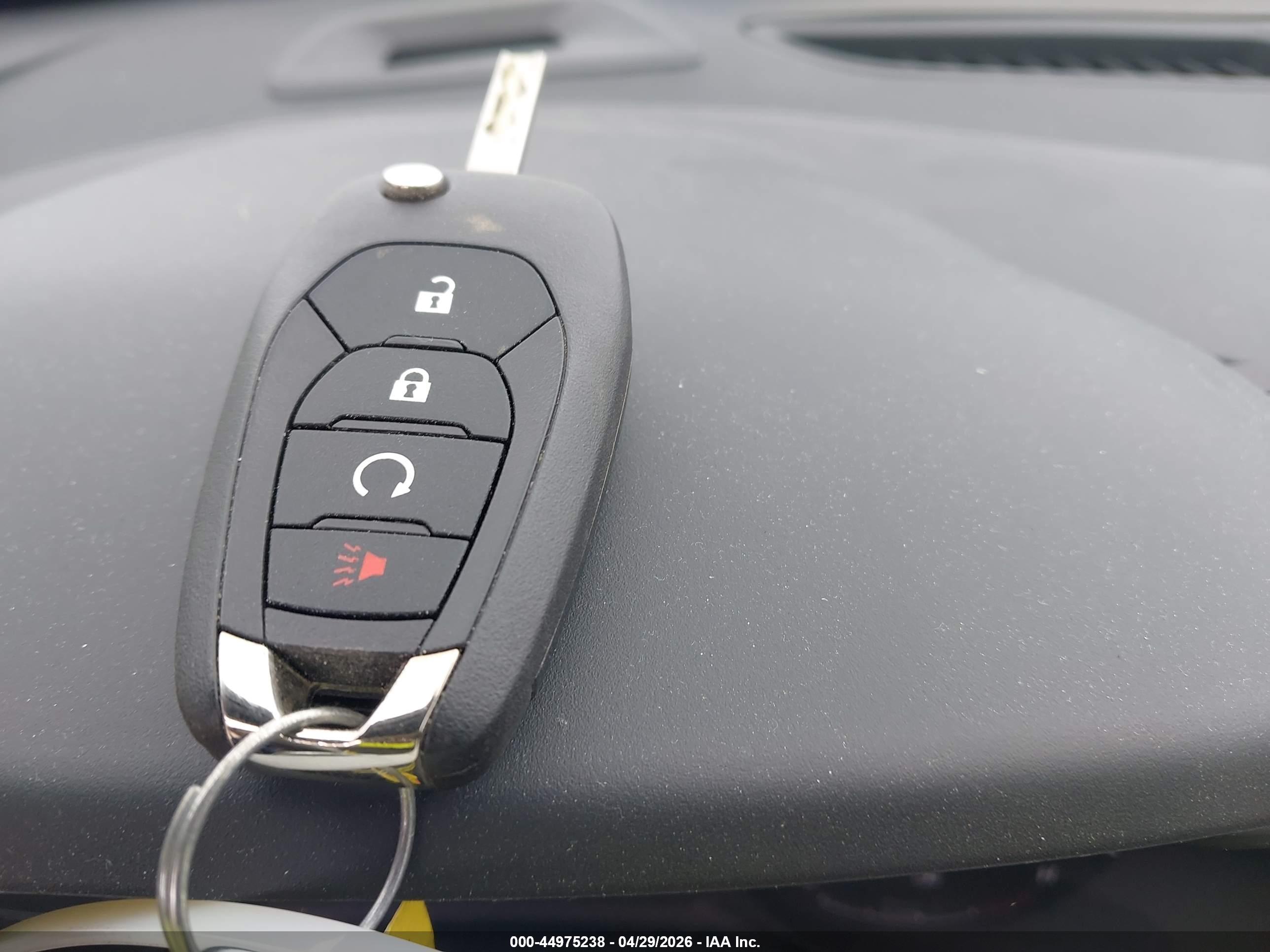 CHEVROLET TRAX image 11