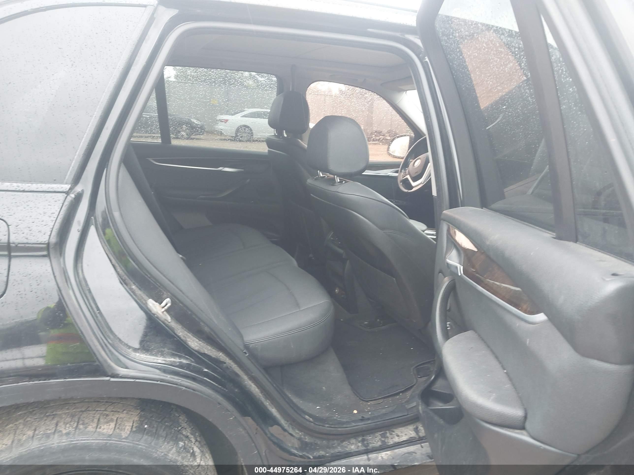 BMW X5 image 8