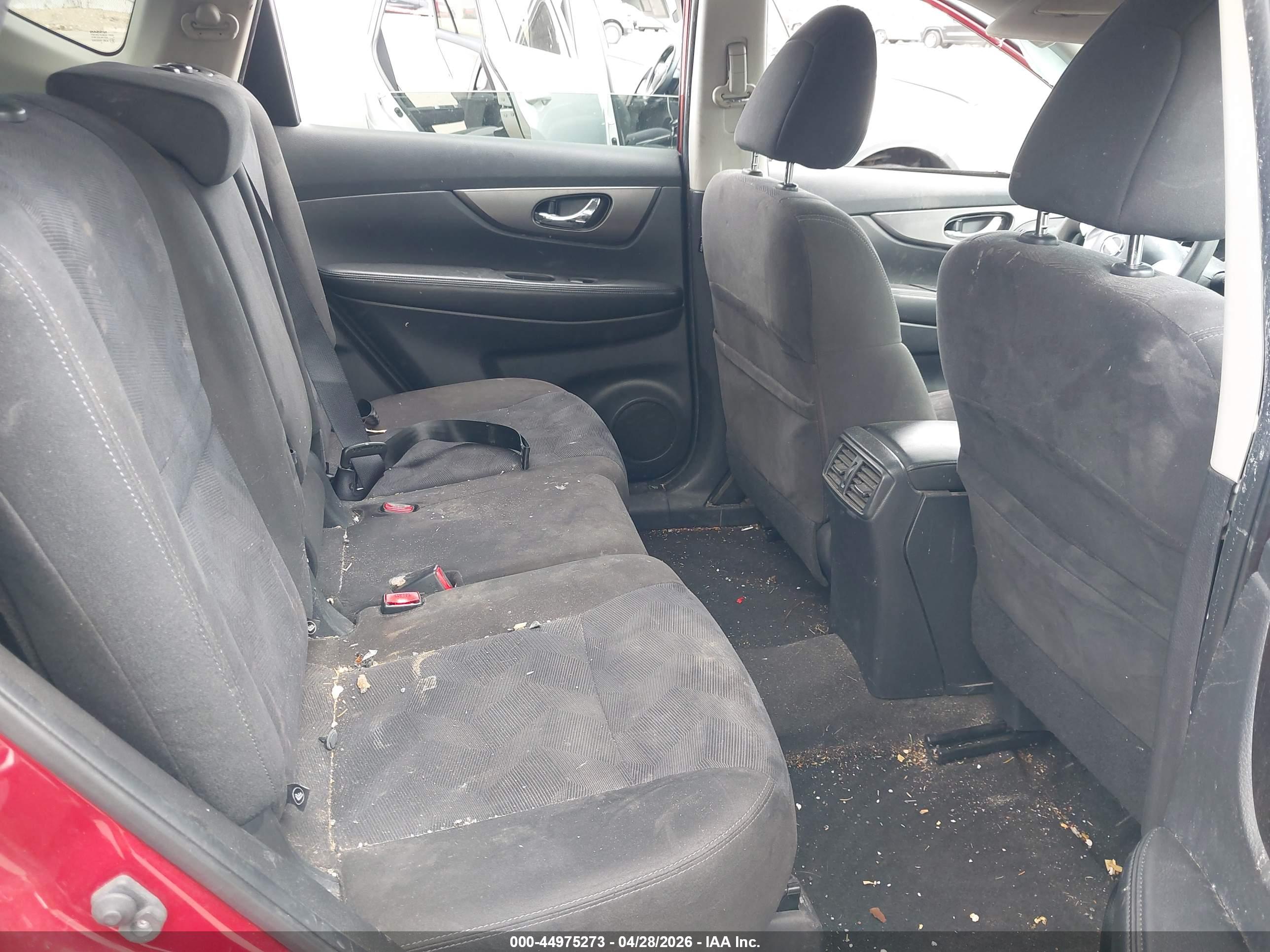 NISSAN ROGUE image 8