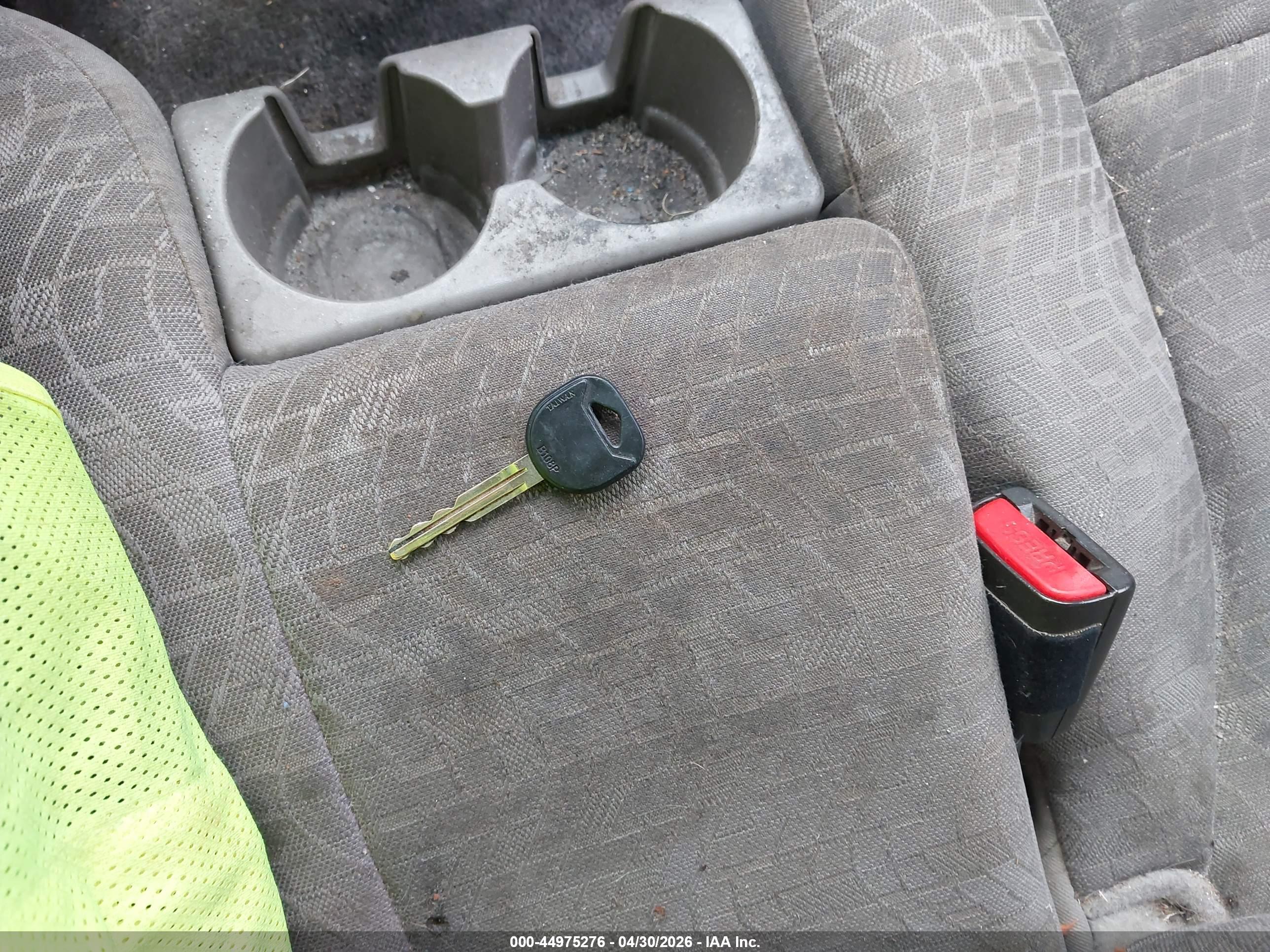 CHEVROLET COLORADO image 11