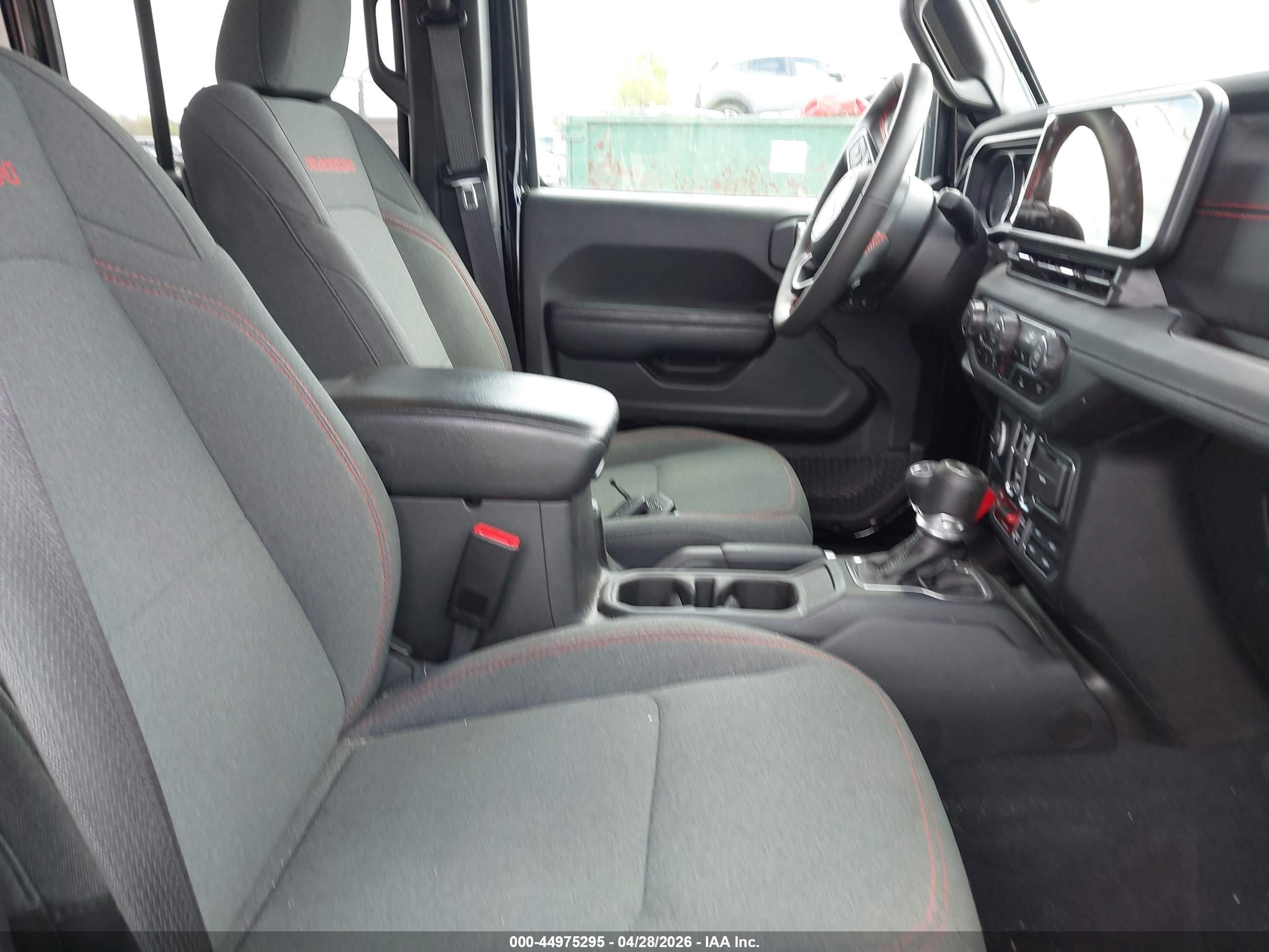 JEEP WRANGLER image 5