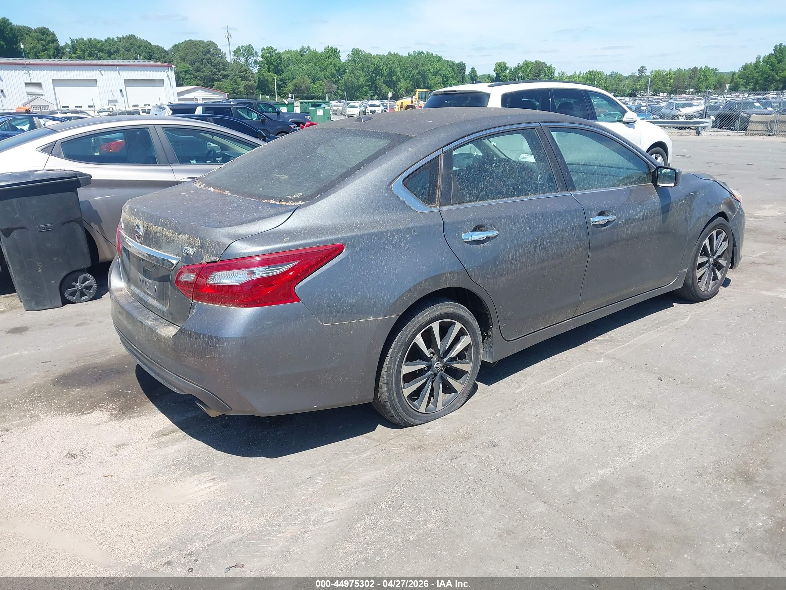 NISSAN ALTIMA image 4