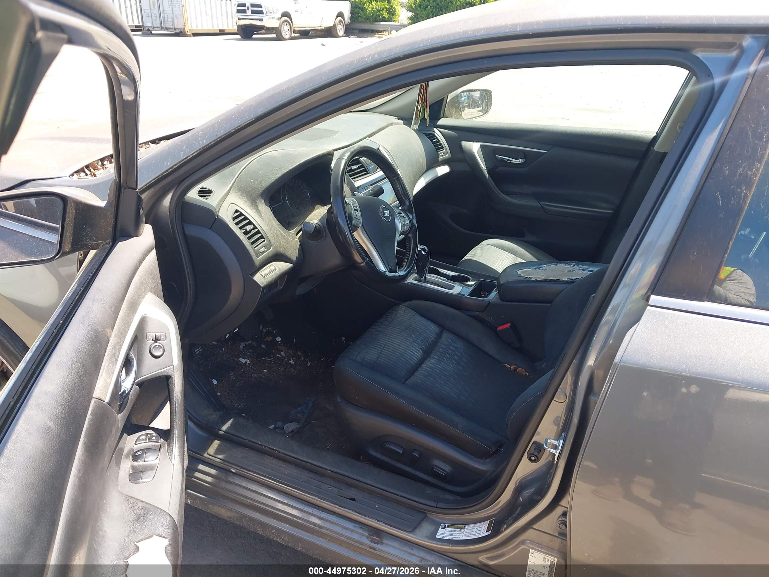 NISSAN ALTIMA image 5