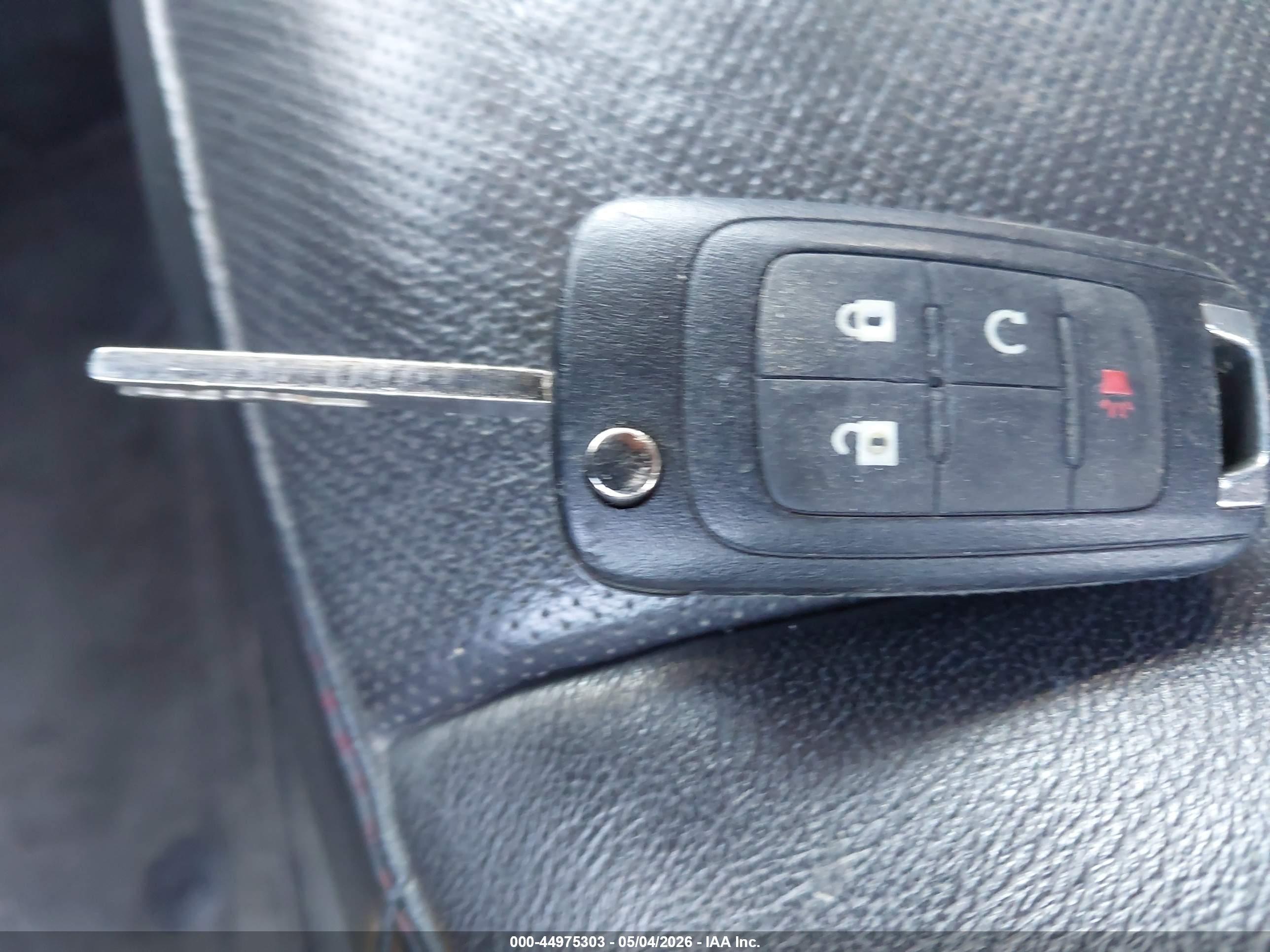 CHEVROLET EQUINOX image 11
