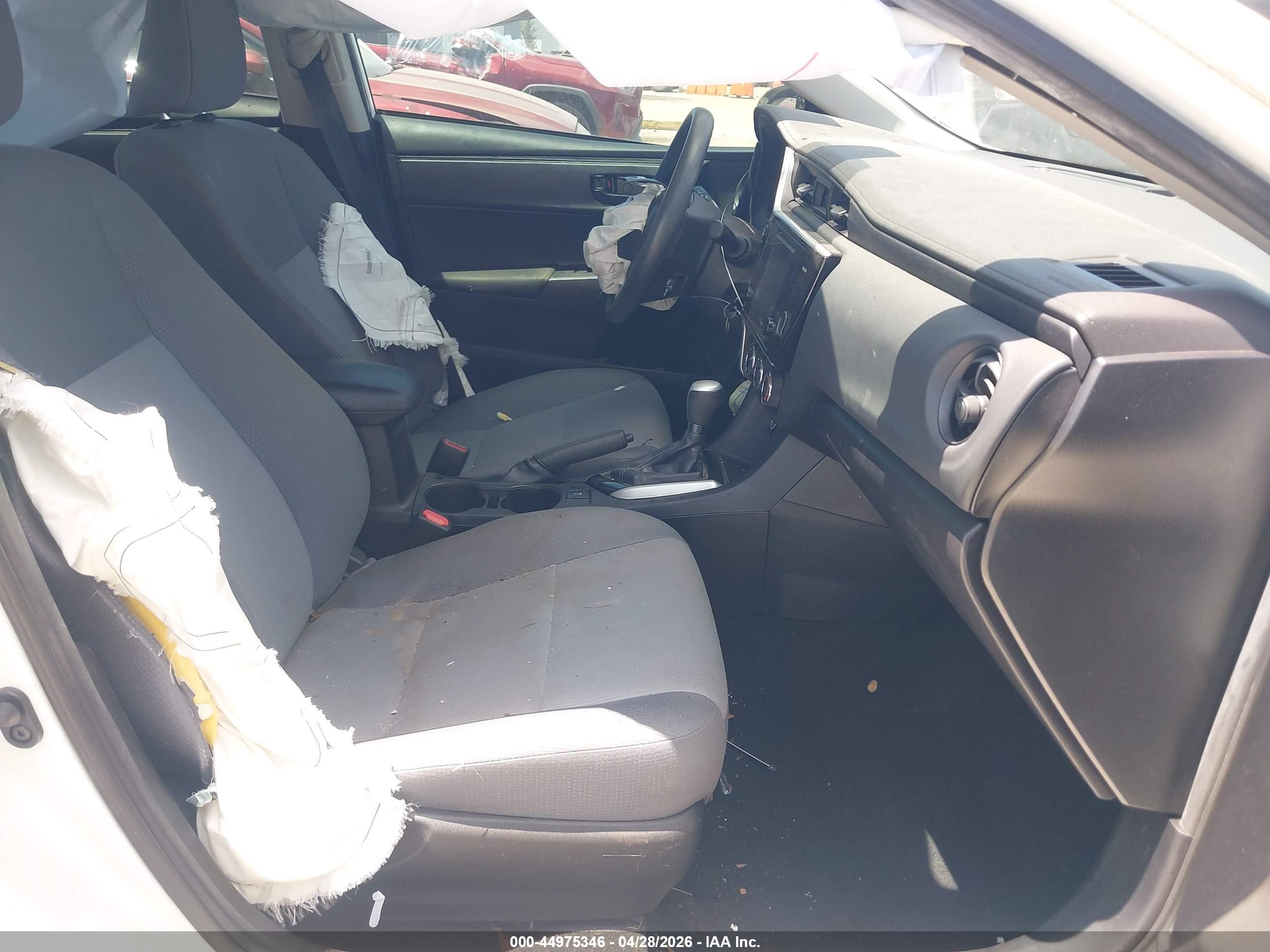 TOYOTA COROLLA image 5