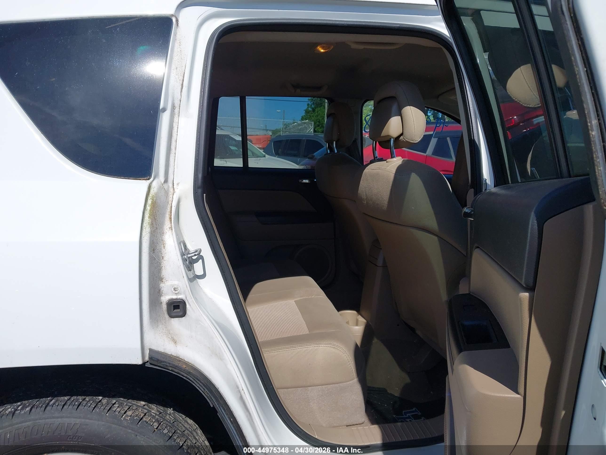 JEEP COMPASS image 8