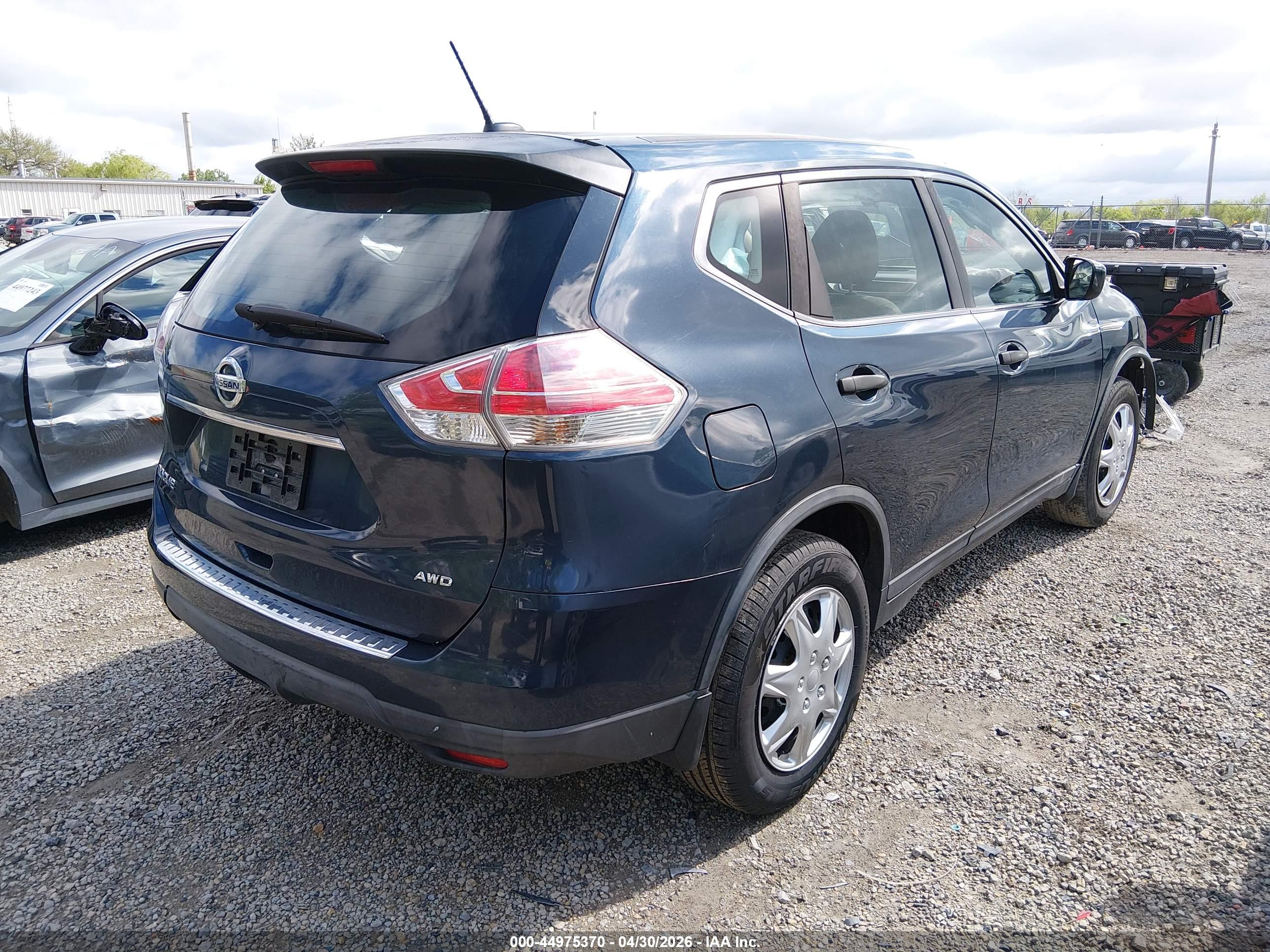 NISSAN ROGUE image 4