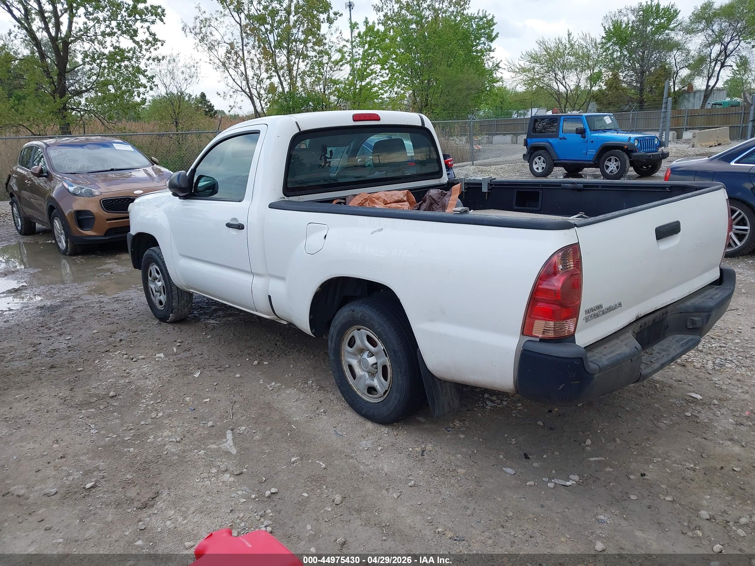 TOYOTA TACOMA image 3