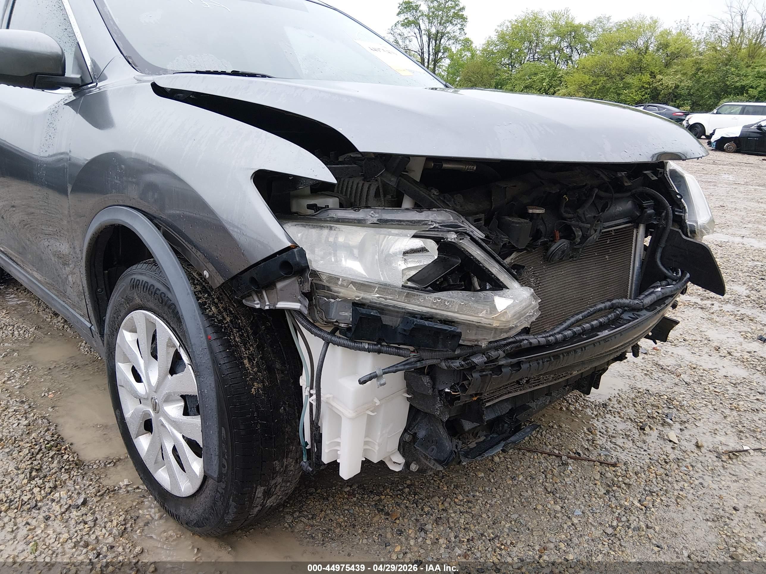 NISSAN ROGUE image 6