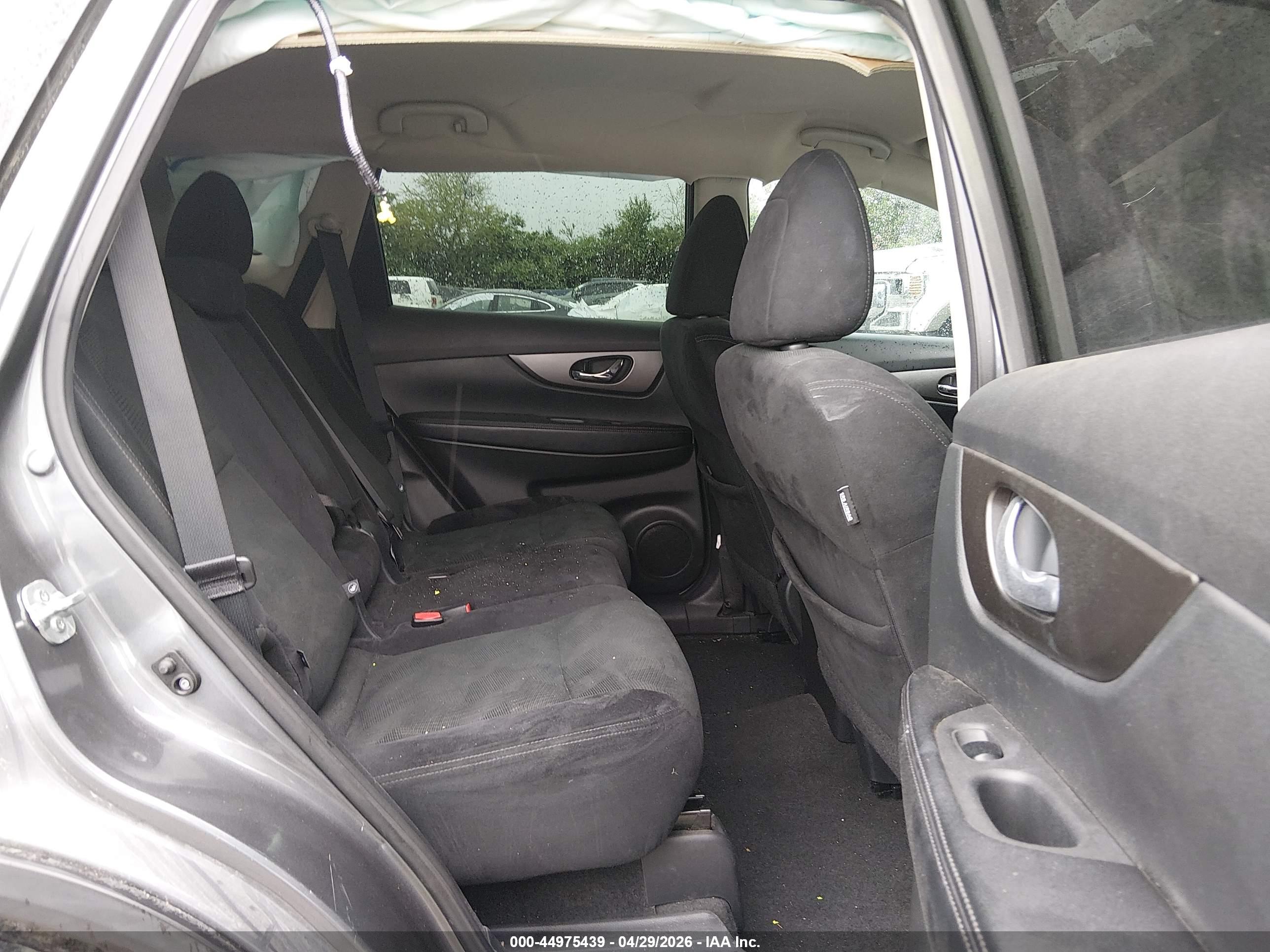 NISSAN ROGUE image 8