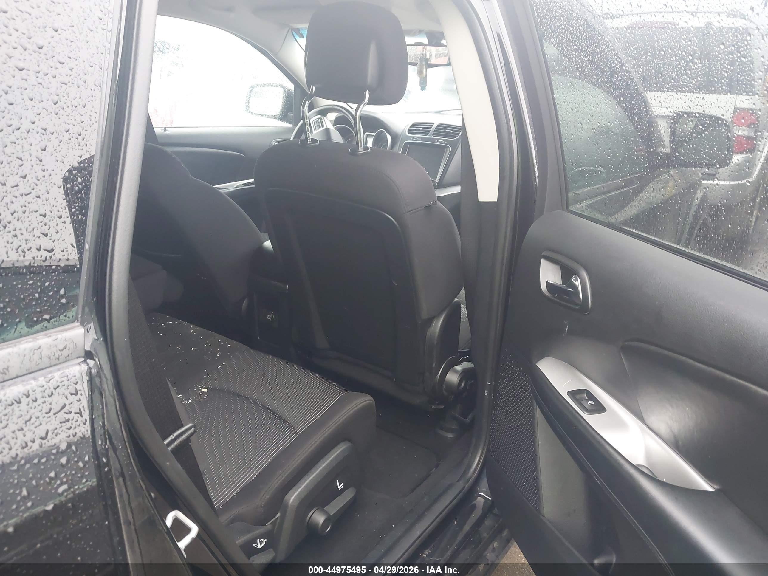 DODGE JOURNEY image 8
