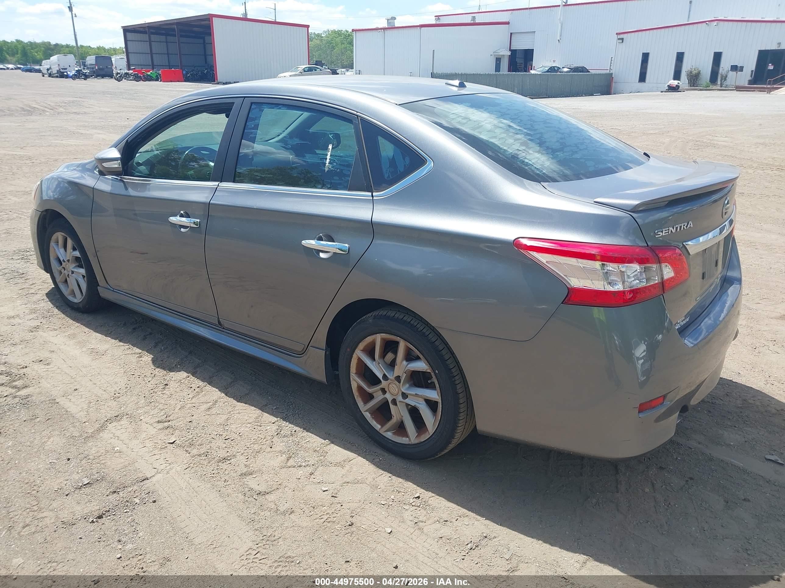 NISSAN SENTRA image 3