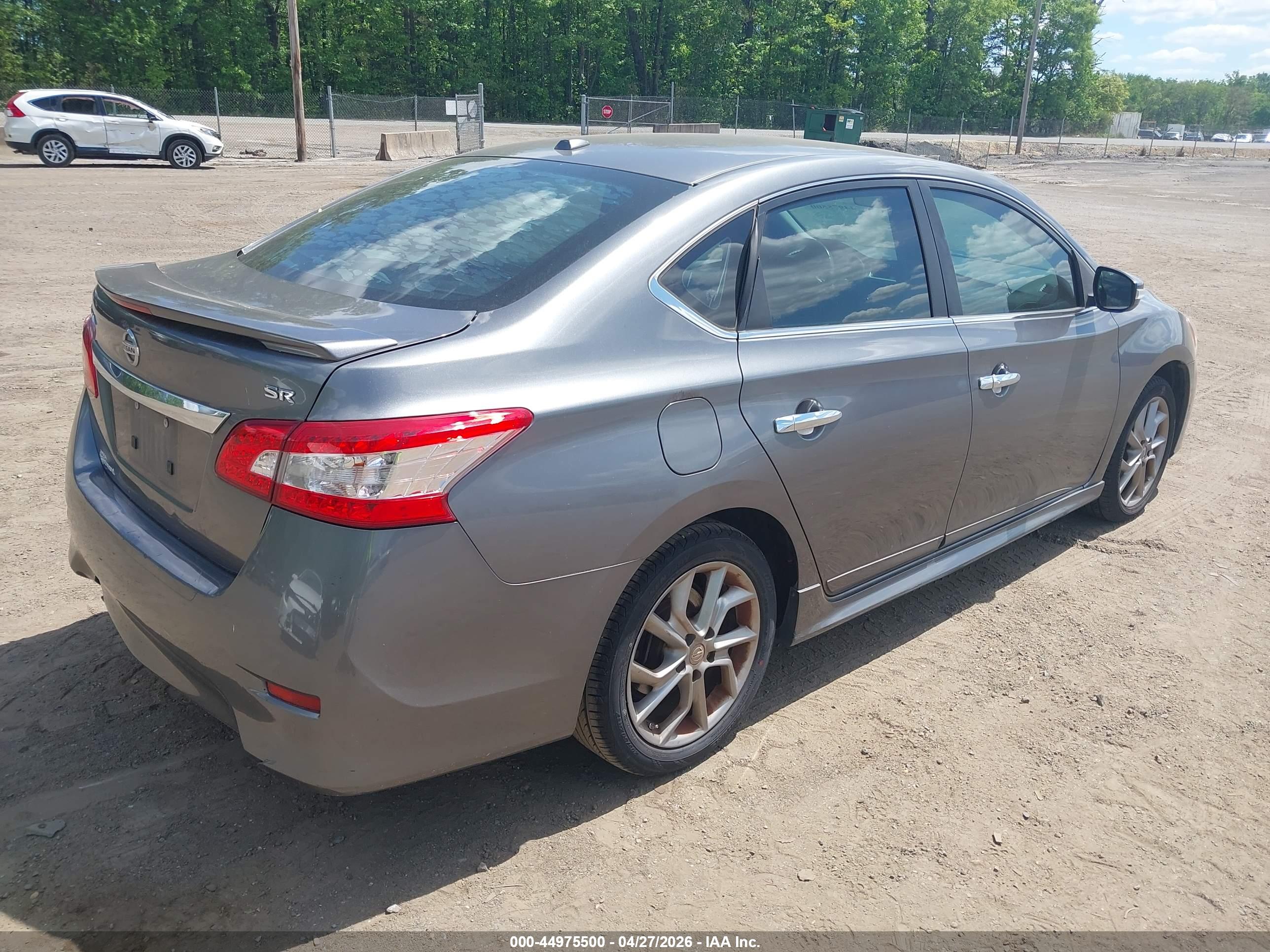 NISSAN SENTRA image 4
