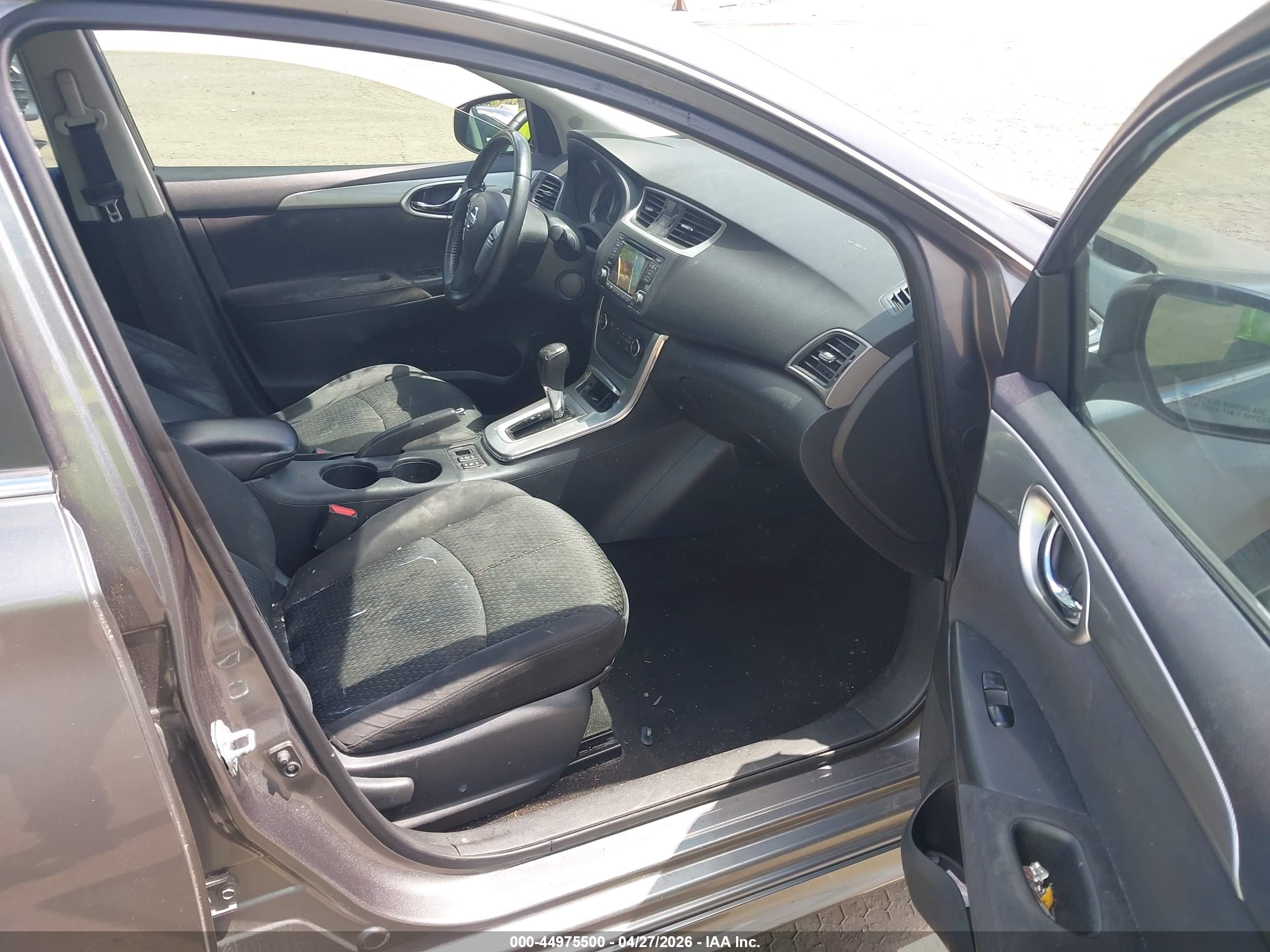 NISSAN SENTRA image 5