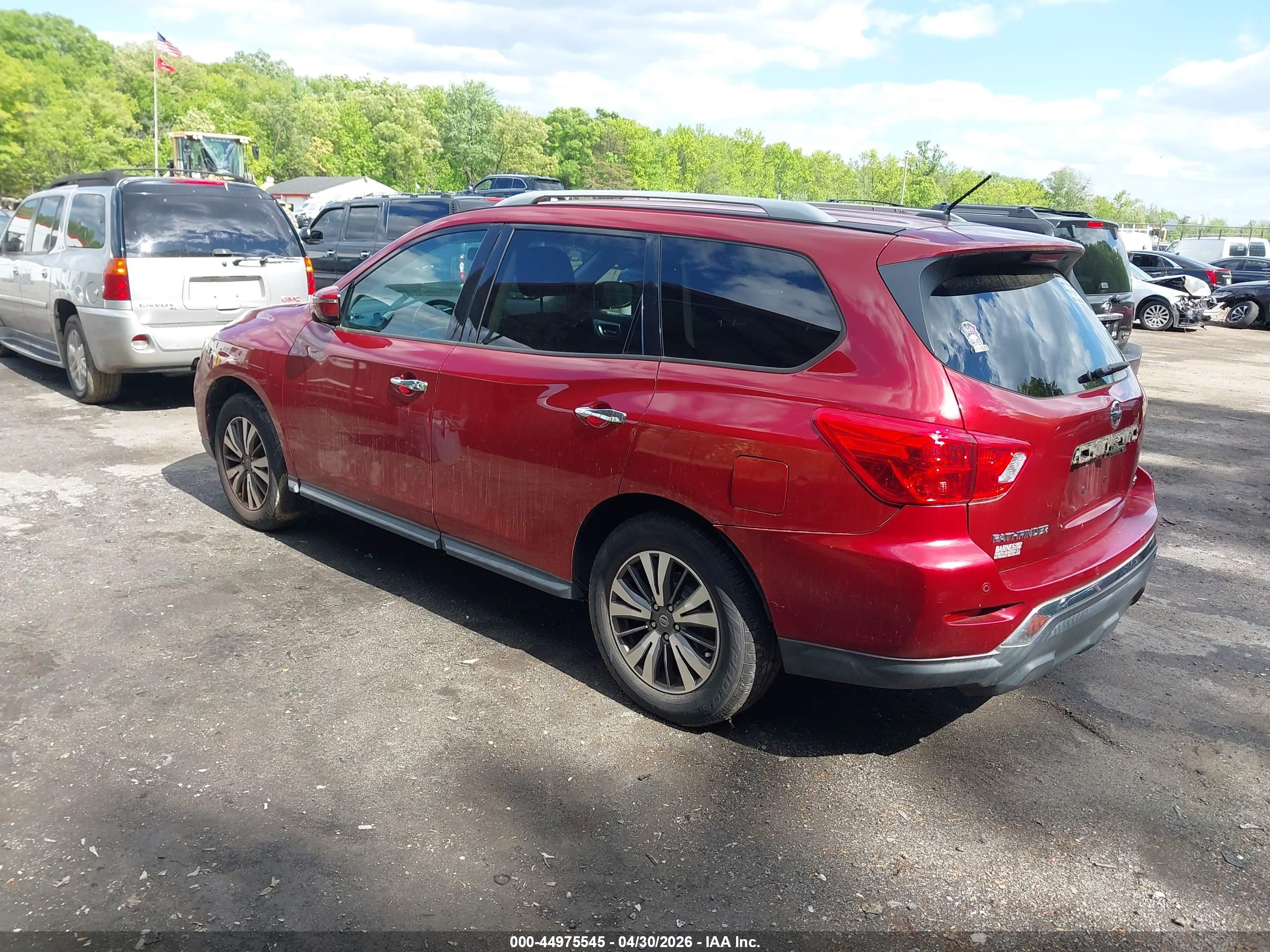 NISSAN PATHFINDER image 3