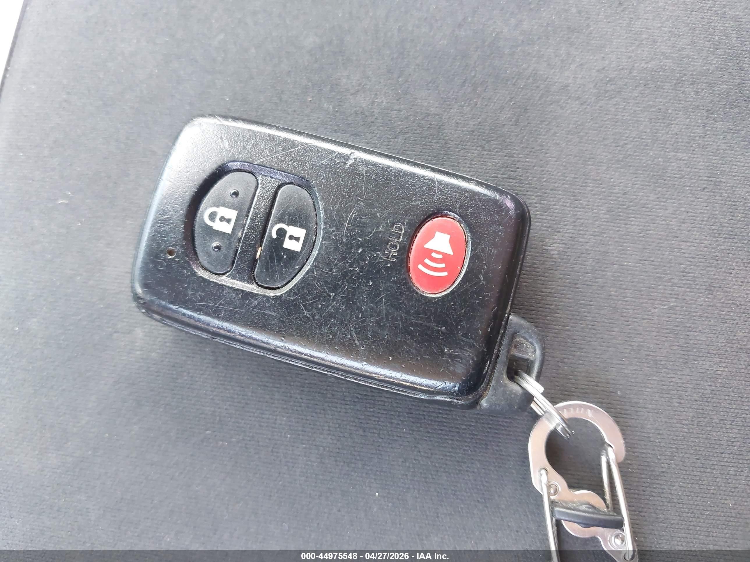 TOYOTA PRIUS image 11