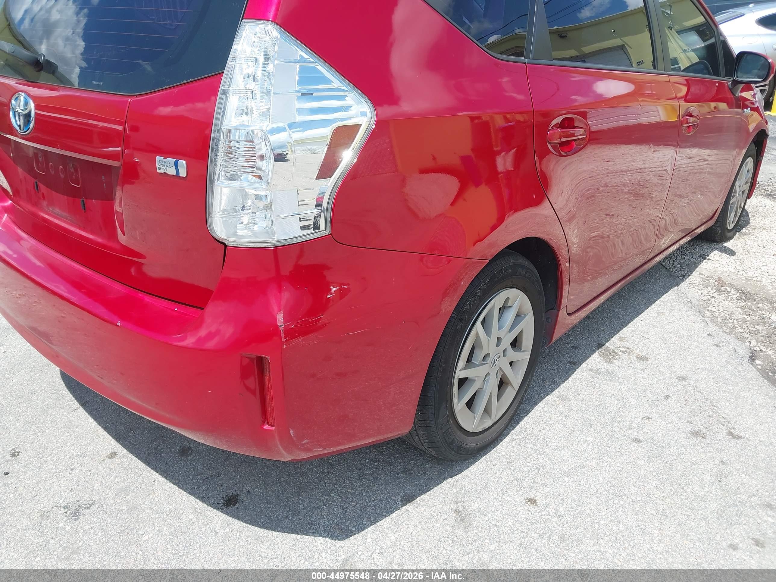 TOYOTA PRIUS image 6