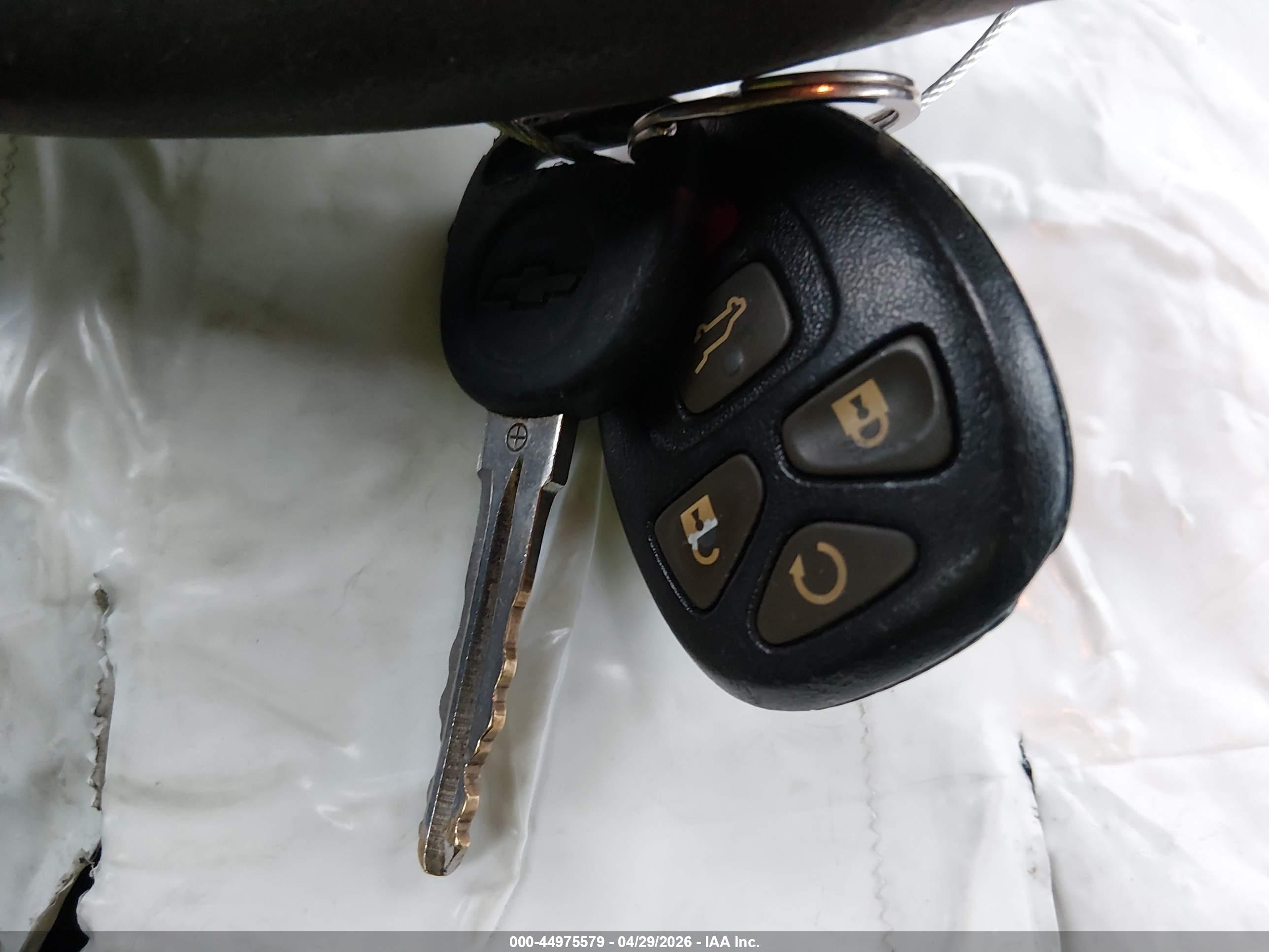 CHEVROLET TRAVERSE image 11