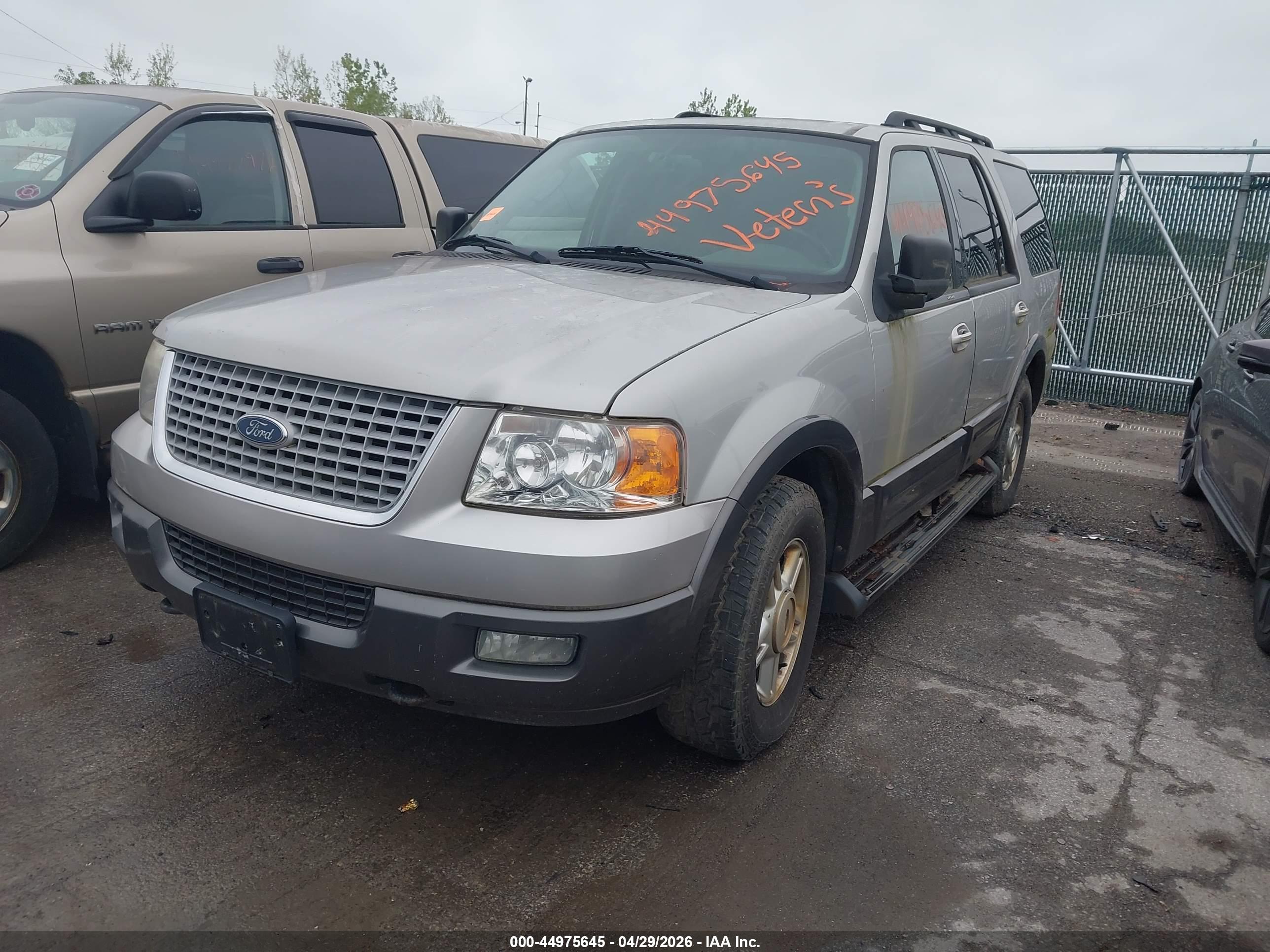 FORD EXPEDITION image 2