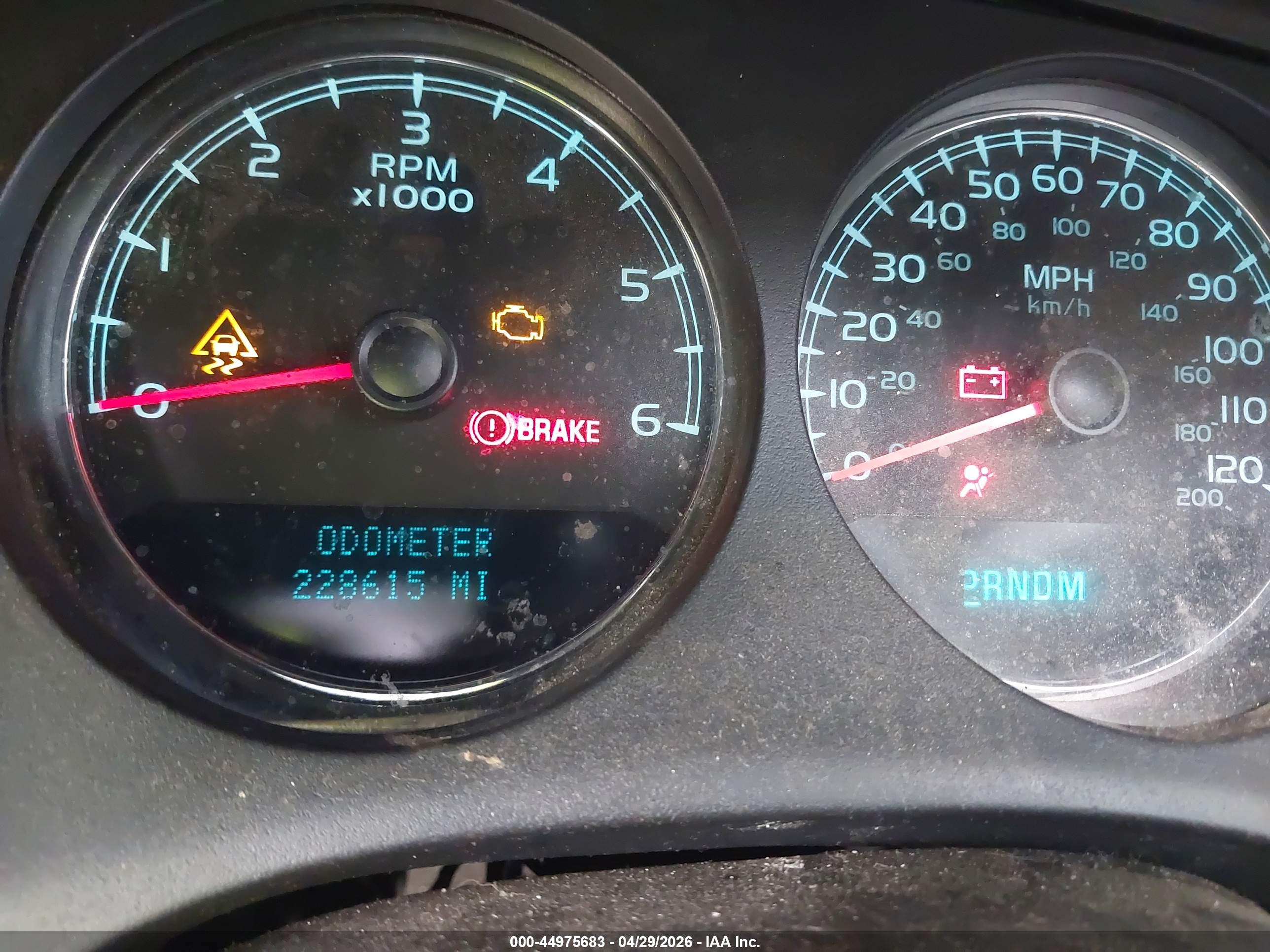 GMC YUKON image 7