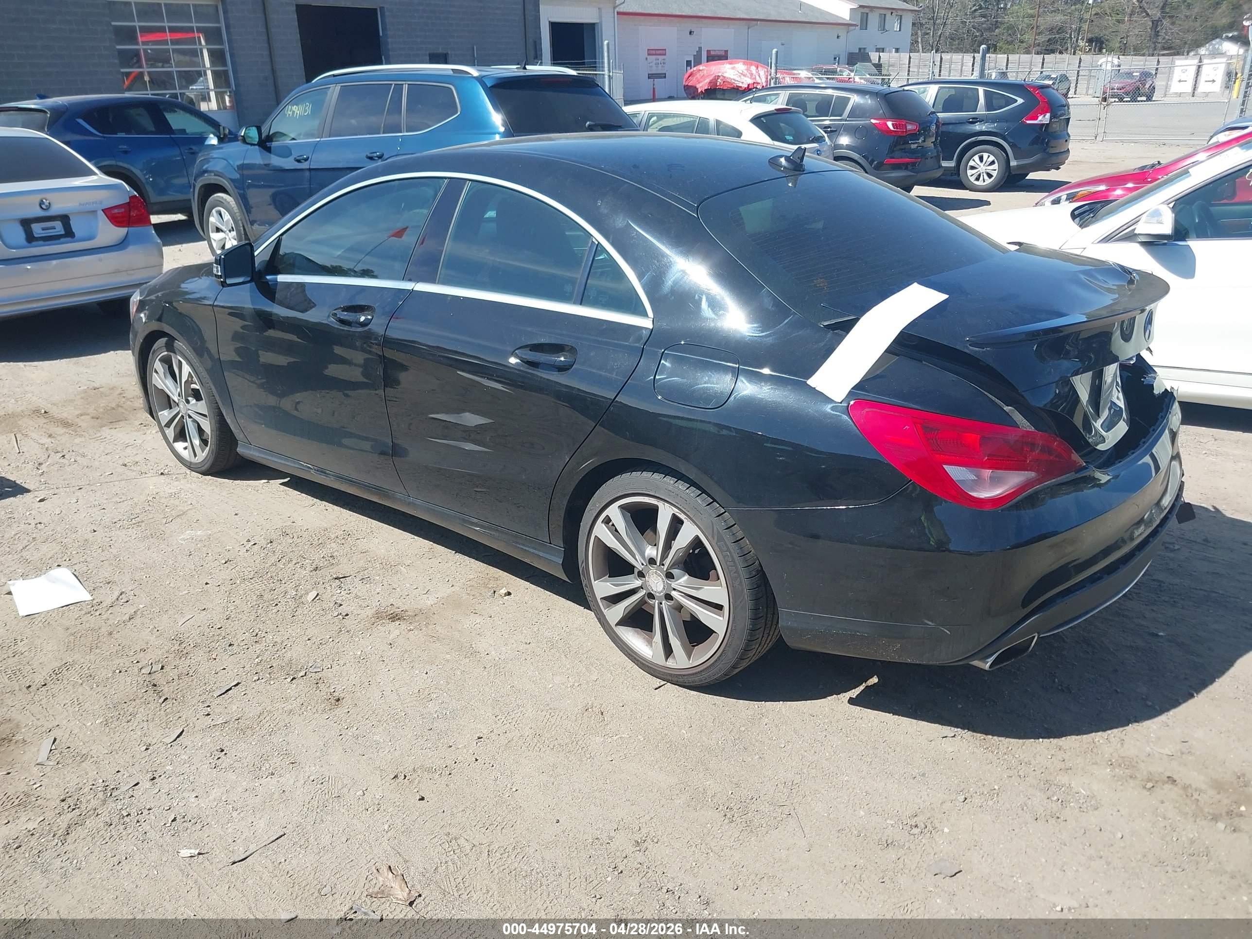 MERCEDES-BENZ CLA image 3