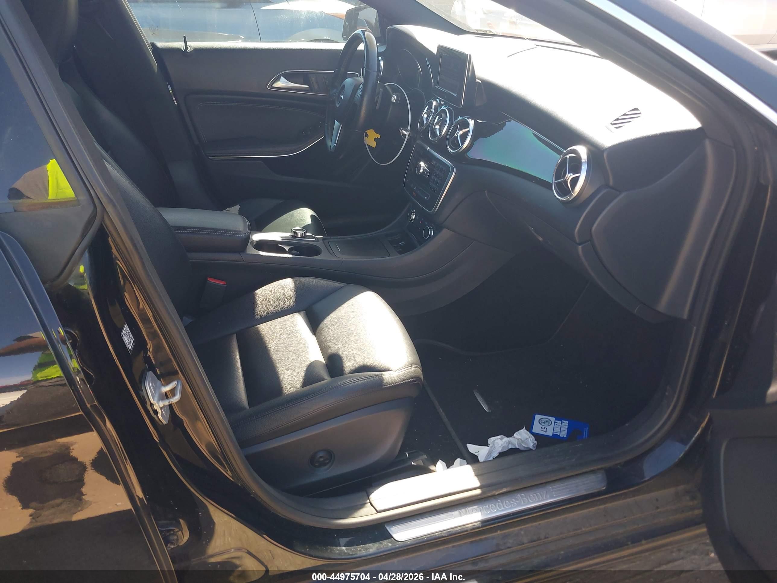 MERCEDES-BENZ CLA image 5